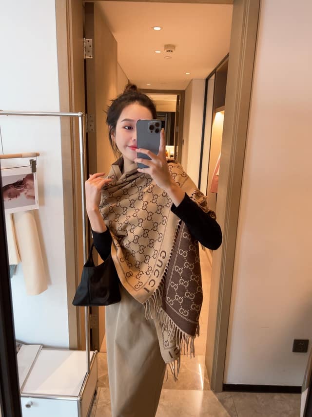 Gucci Reversible Two-Tone Cashmere Scarf ~ Instantly Brightens Your Complexion and Exudes Sophisticated Femininity—Even a Cashmere Scarf
