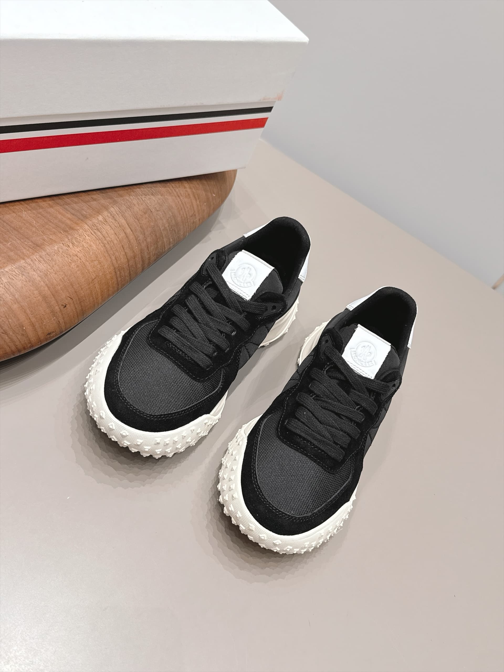 Moncler Moncler Couples | Exclusive | Hooded | 2026 vs. Early Fall Couples Casual Collection...