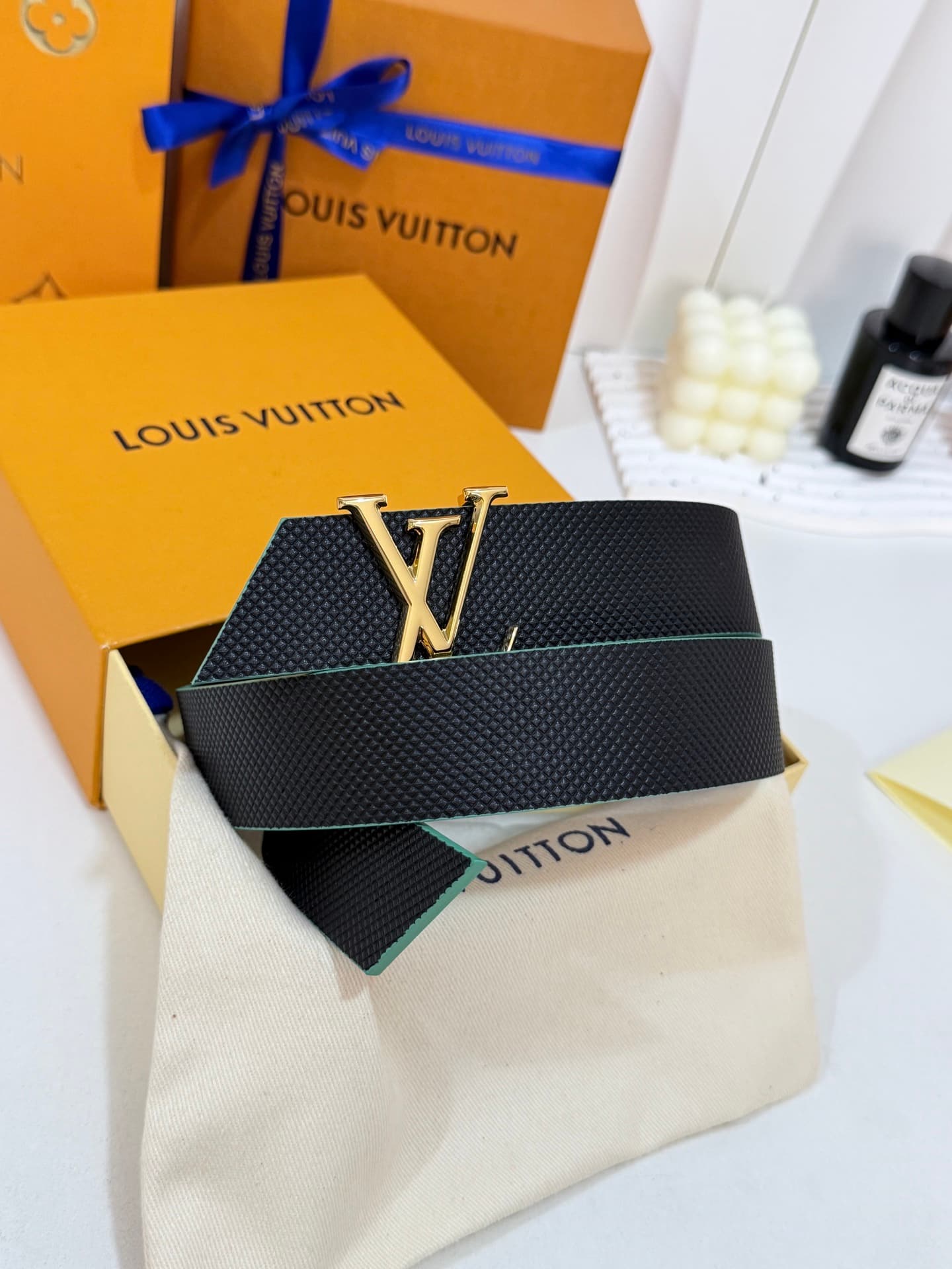 Louis Vuitton Louis Vuitton Grain-textured, Letter-embossed Buckle Belt, 35mm Wide