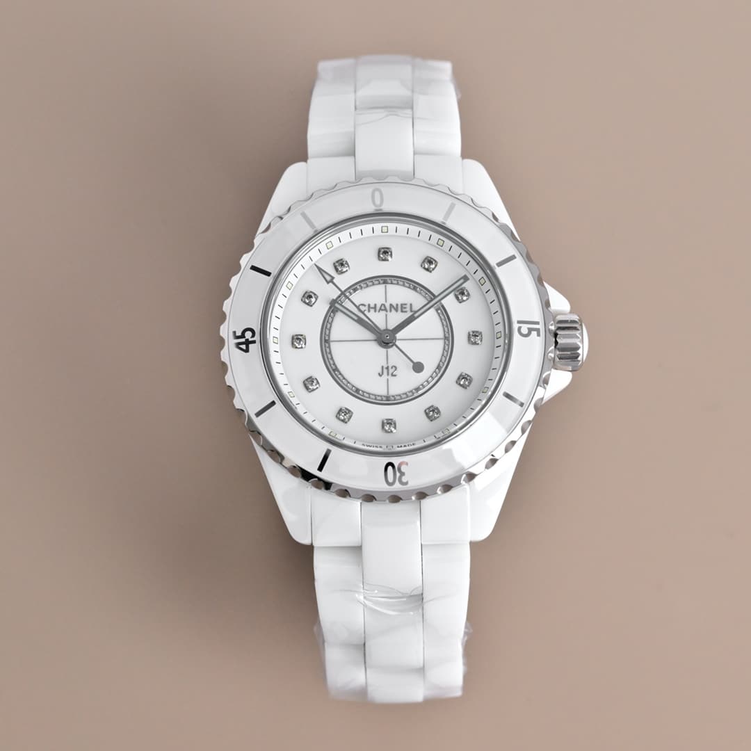 Chanel Chanel The "J12 Series"—33 cm "Black and White Masterpieces": A Fashion Icon That Has Long Captivated the Watch Industry