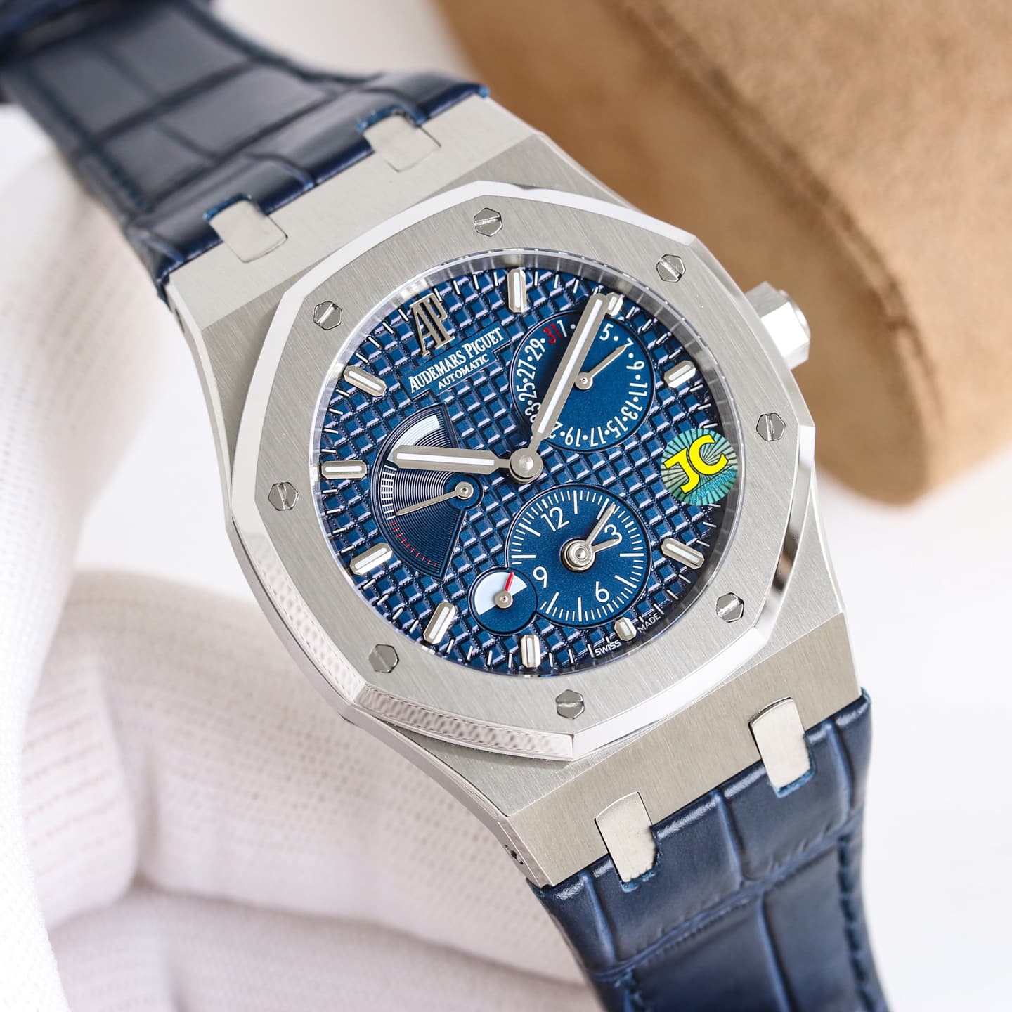 Audemars Piguet Audemars Piguet 9F Factory has devoted itself to the research and development of its major new release: the AP Audemars Piguet Royal Oak