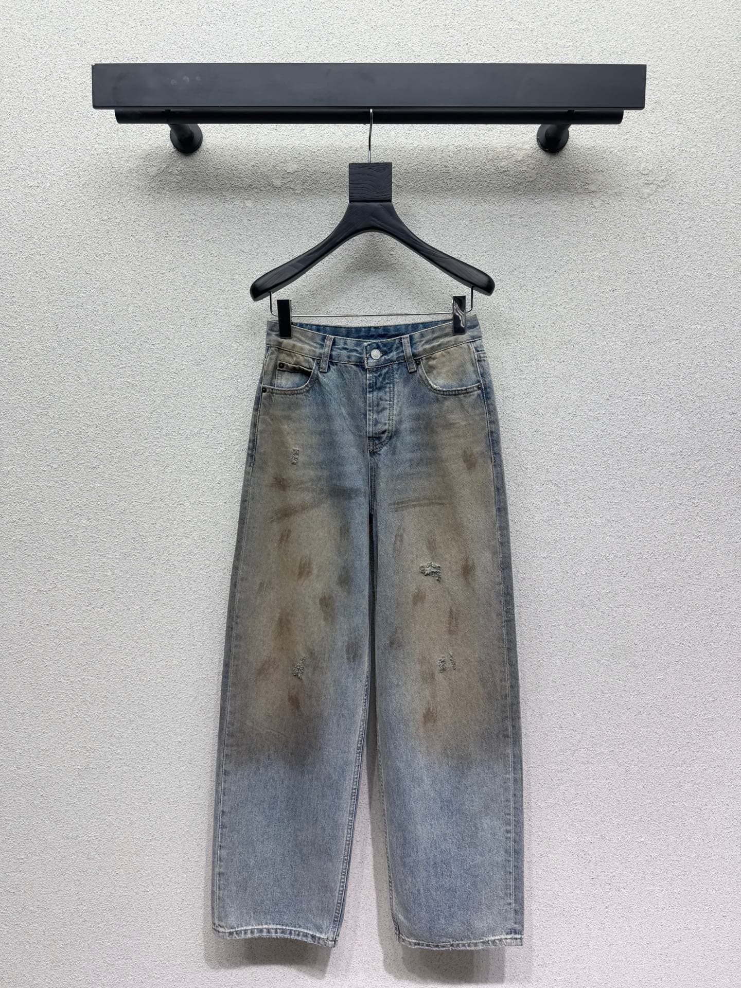 Unassigned 🆕🆕AC Distressed, Dirty, and Ripped Long Jeans—These dirty, straight-leg, loose-fit jeans look amazing when you wear them