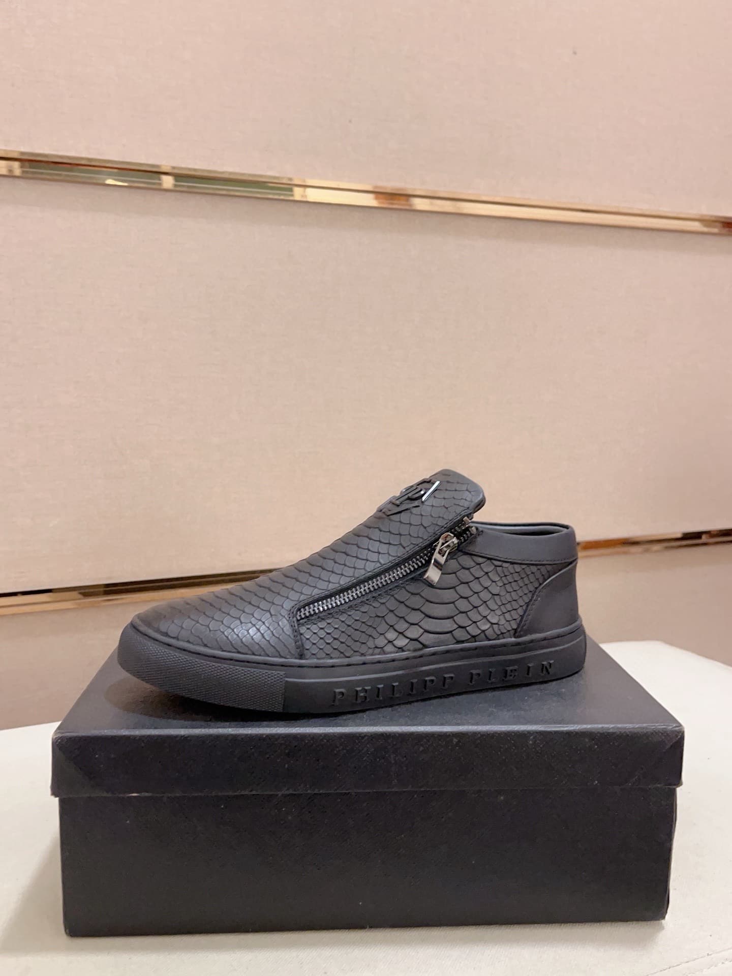 Unassigned PP Top-Tier Men's Shopping Agent – Now on Sale, Standard Sizes: 38–44#