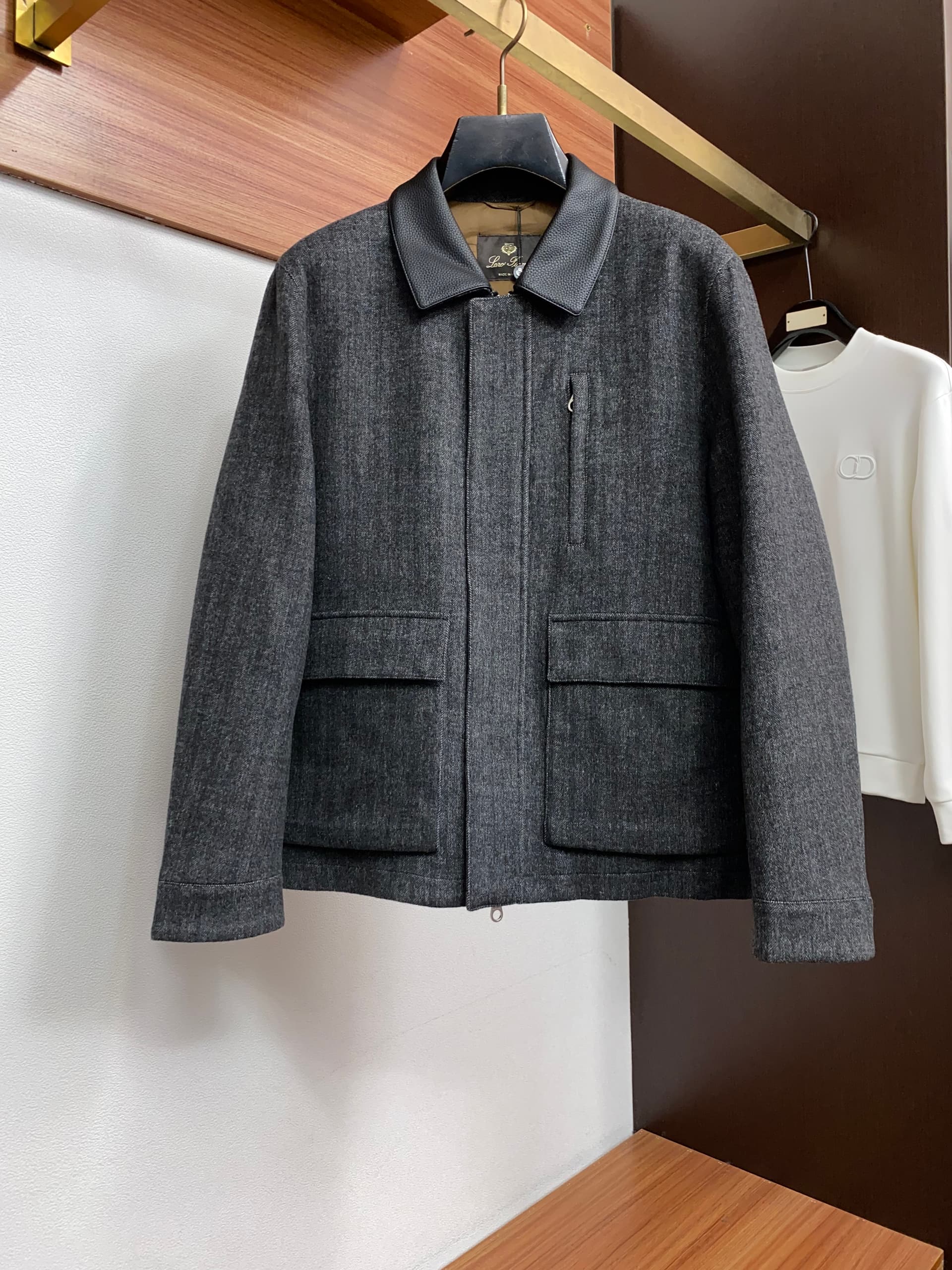 Loro Piana Loro Piana LP Nuoyoupianya Fall/Winter Men's Business-Style Fashion Down Jacket with Lapel, Custom Wool Fabric, Genuine Leather Collar