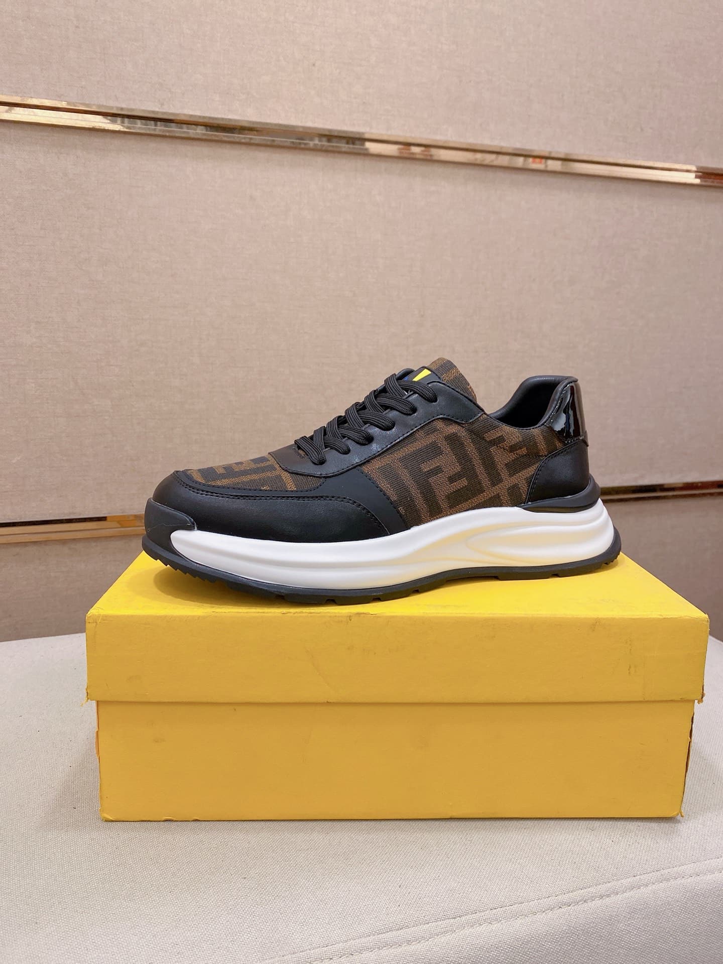 Fendi Fendi (Fendi) 👊🏻 Upper: 🇮🇹 Imported cowhide leather 🇩�