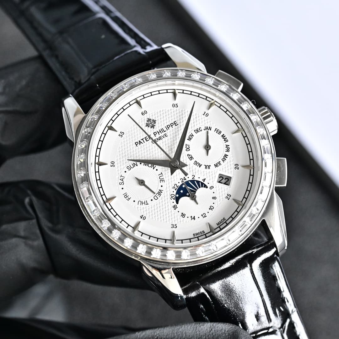 Patek Philippe Patek Philippe Complications Collection—Handcrafted—Engraved Watch
