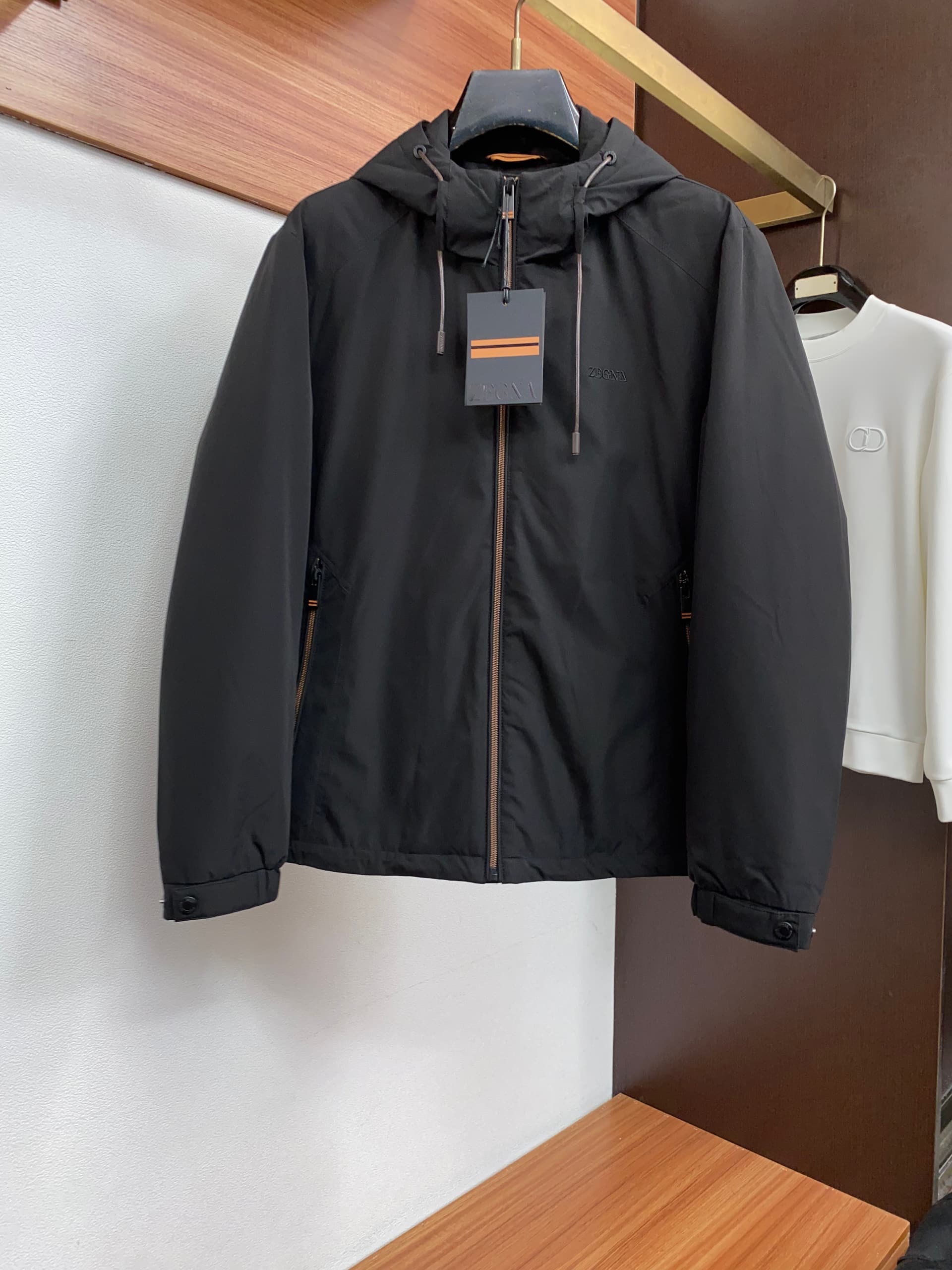 Zegna Zegna Down Jacket and Vest—Authentic Version 1:1 Custom-Made with Fully Imported Hardware. Authentic Customization. Welcome!