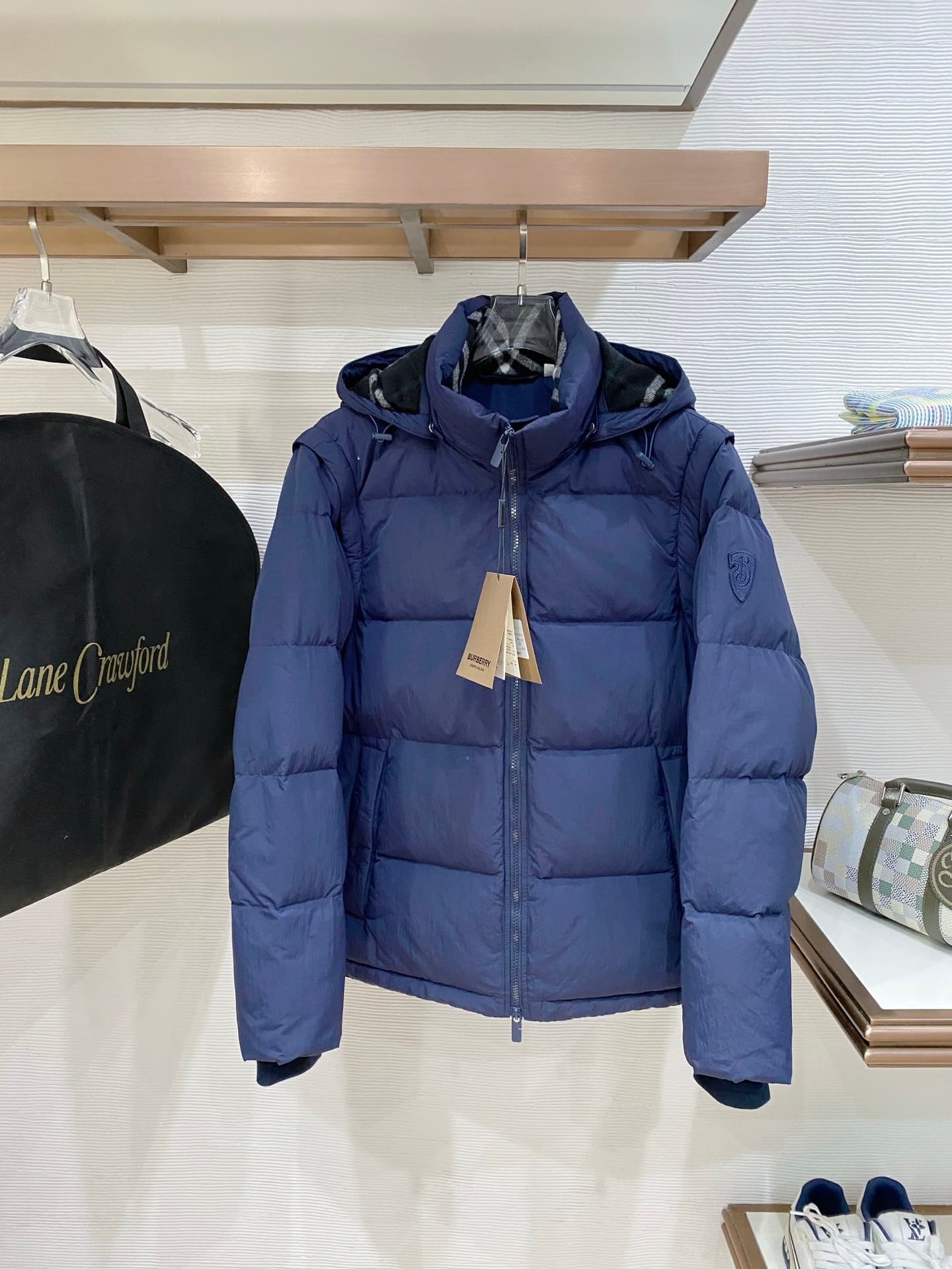 Burberry Burberry Premium Down⬆ 230 Burberry Detachable-Sleeve Hooded Down Jacket.