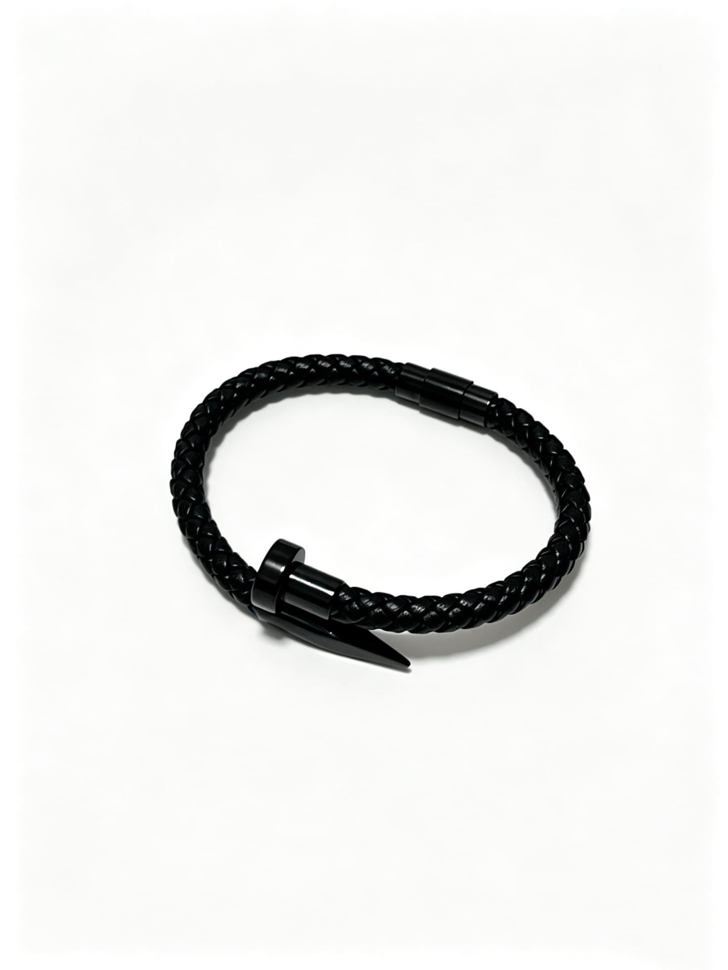 Cartier Cartier Bracelet Collection in V-Gold and Calfskin—In Perfect Condition