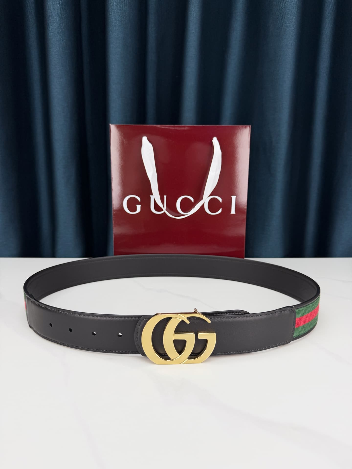 Gucci Gucci dHA26d3BOq7m8bu-ebL8cnh66Nd47gYm
