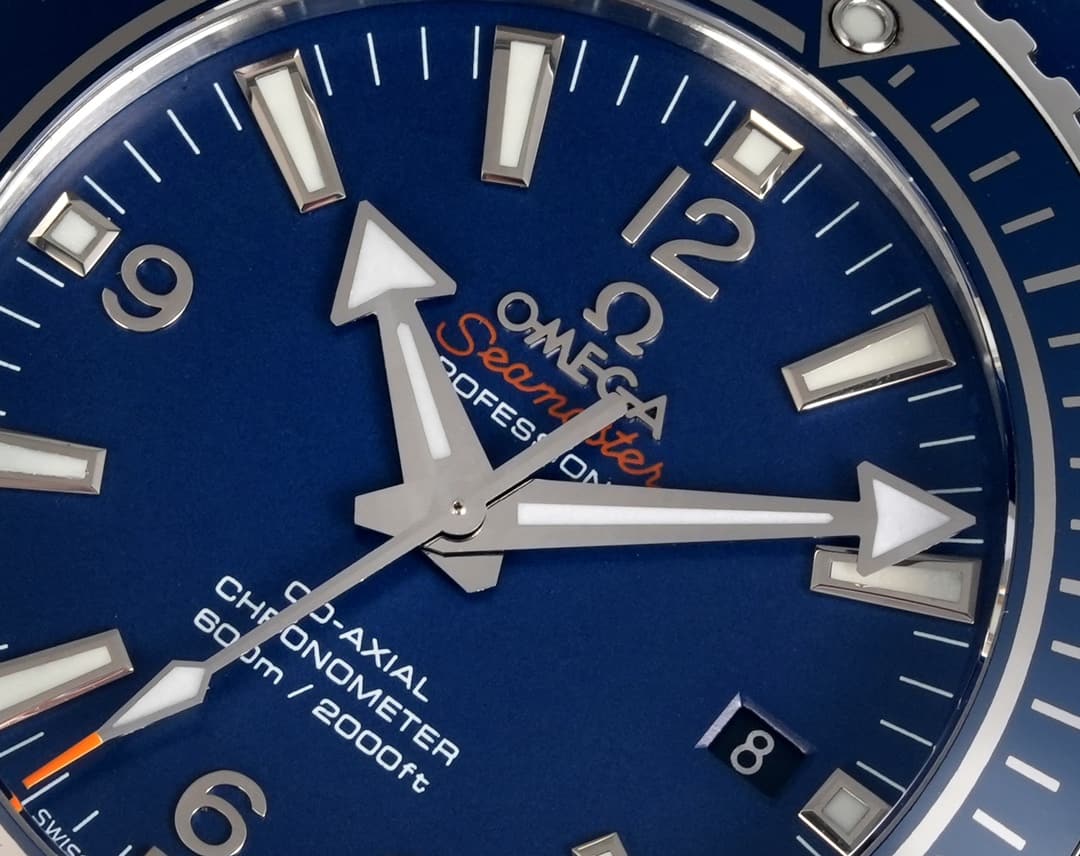 Omega Omega OVS Factory: The only brand with a balance wheel featuring weight screws—a perfect match for the original.