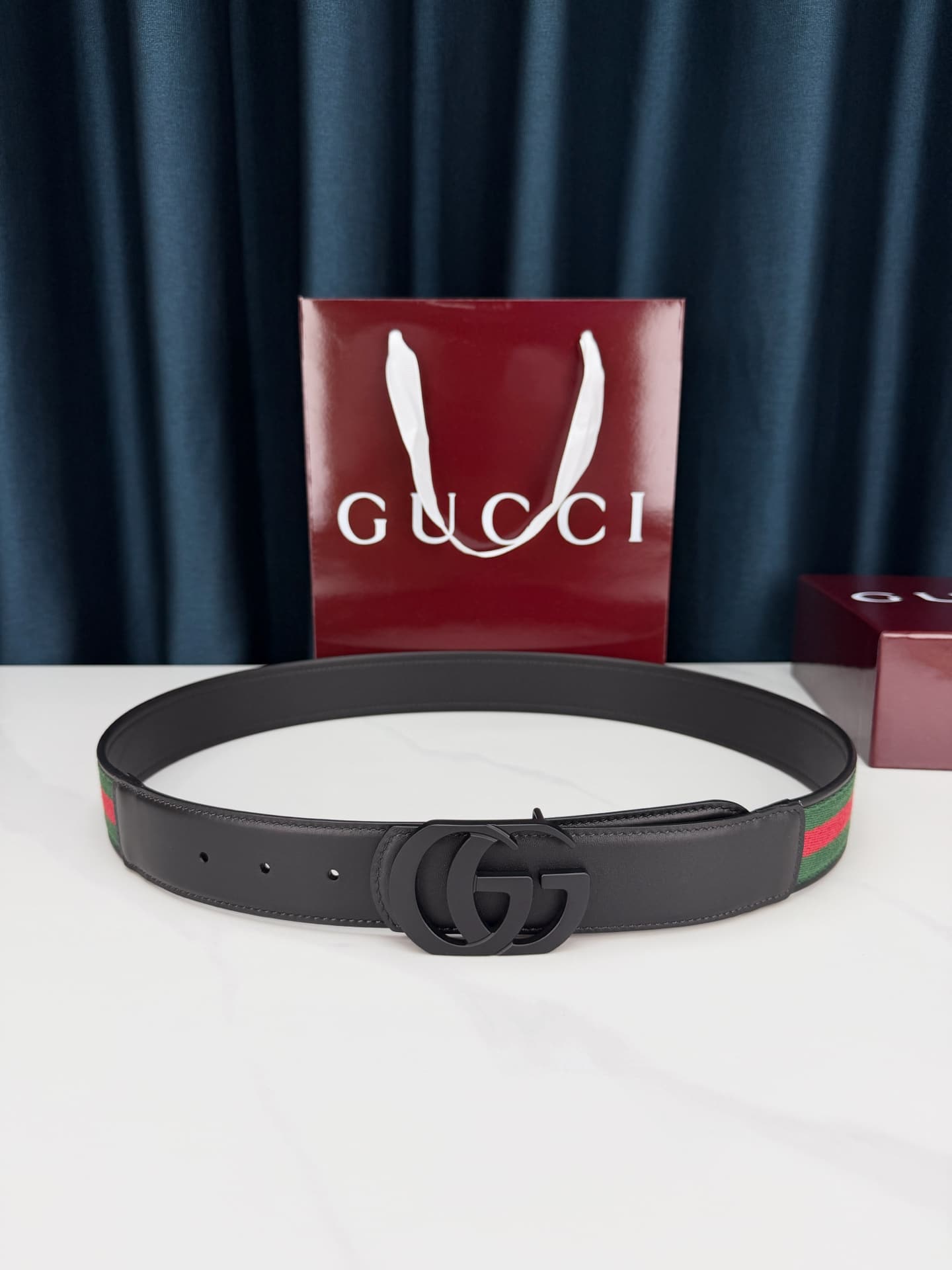 Gucci Gucci 3.8 cm wide, double-G, double-sided belt