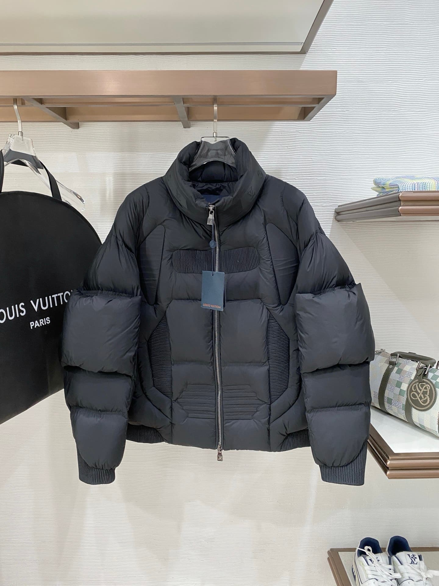 Louis Vuitton Louis Vuitton P750 🆕 Down Jacket, Original Version 1.1, Custom-Made with Fully Imported Hardware