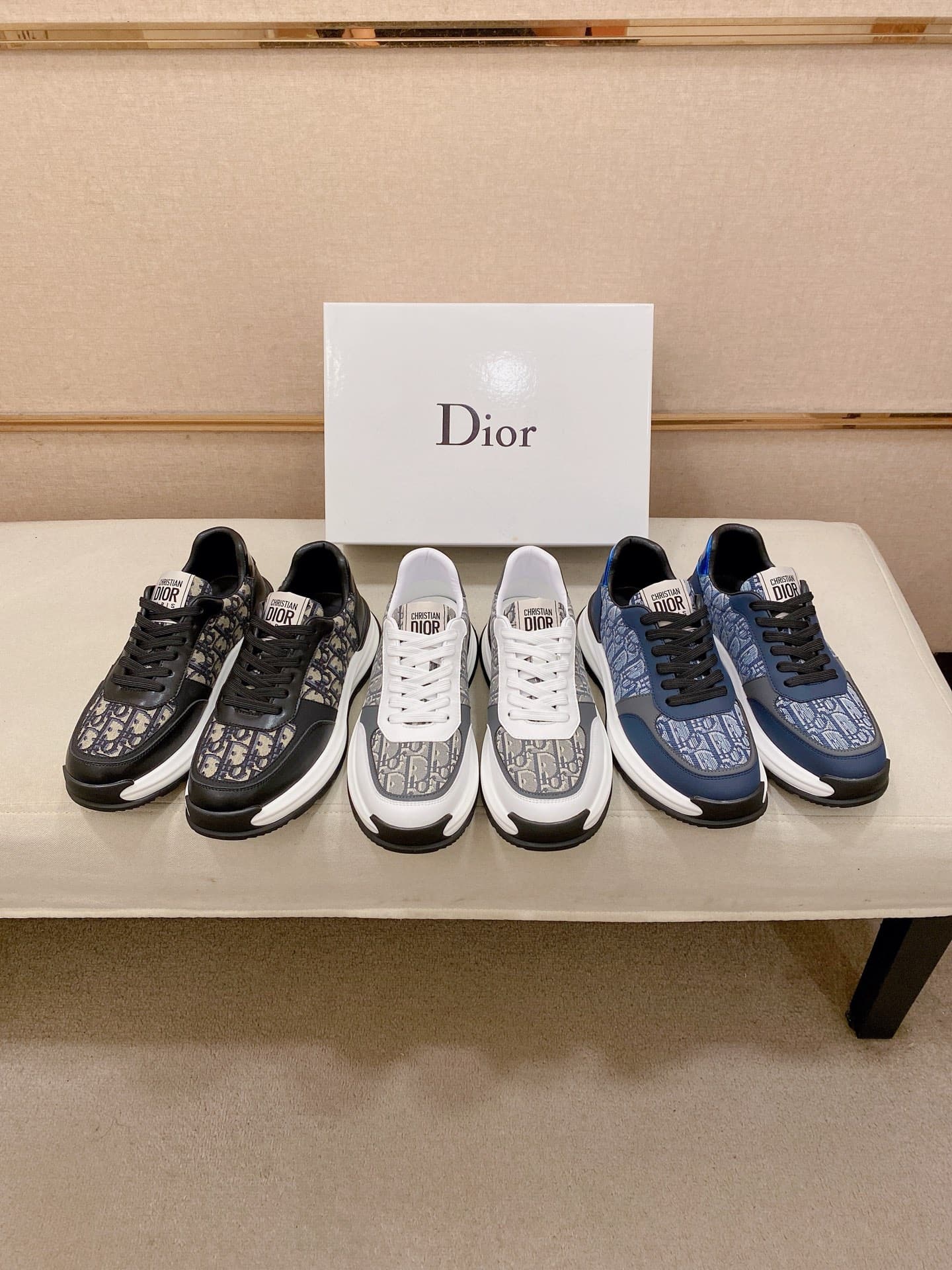 Dior Dior dnBEzEGyPXoTTRZOOkDG9BEsAPPP_Y3y