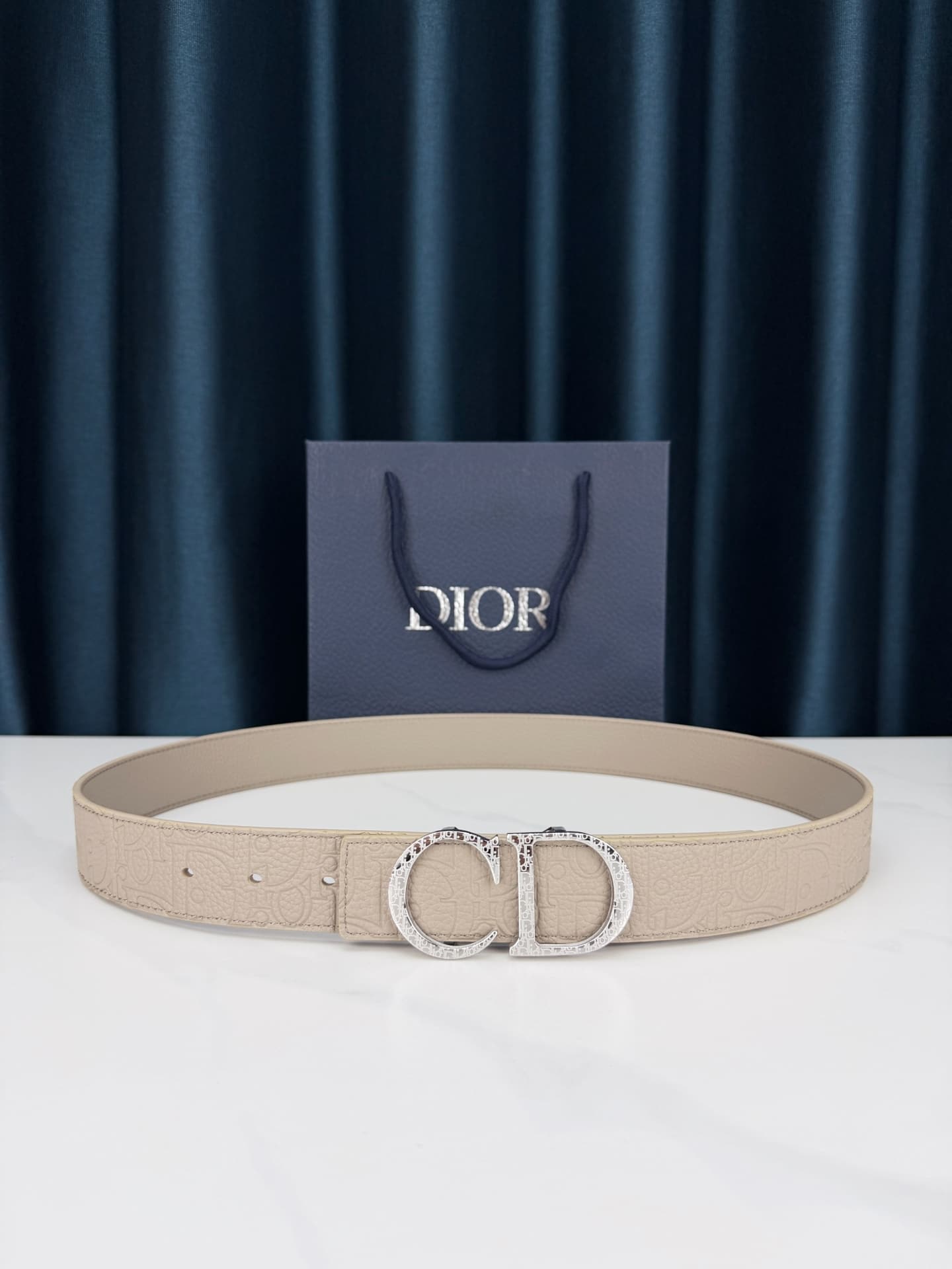 Dior Dior 3.5 cm wide, Oat-colored, Lychee-textured Calfskin