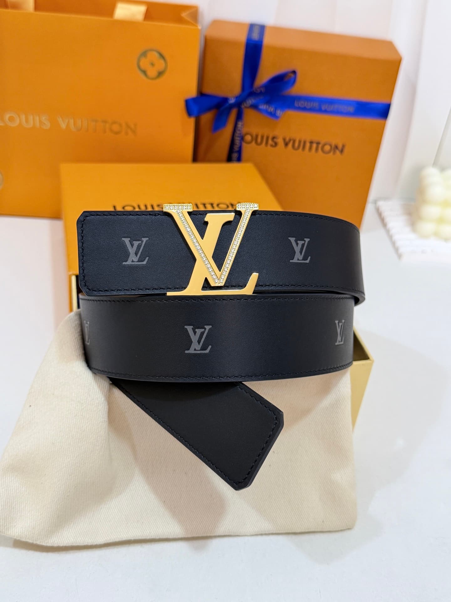 Louis Vuitton Louis Vuitton Diamond-Studded Buckle, Full-Embossed Leather Belt, 40mm Standard Width