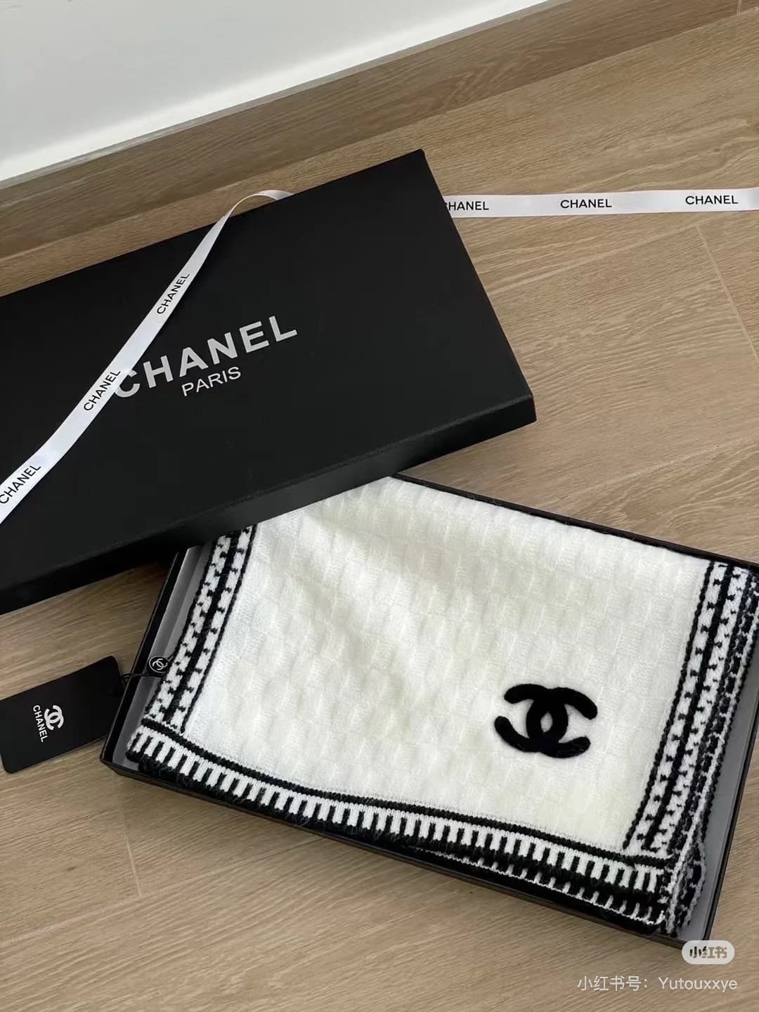 Chanel Chanel Wholesale: Chanel-style Lace-Patterned Knit Scarf 💖💖 Absolutely Gorgeous [crying] My go-to