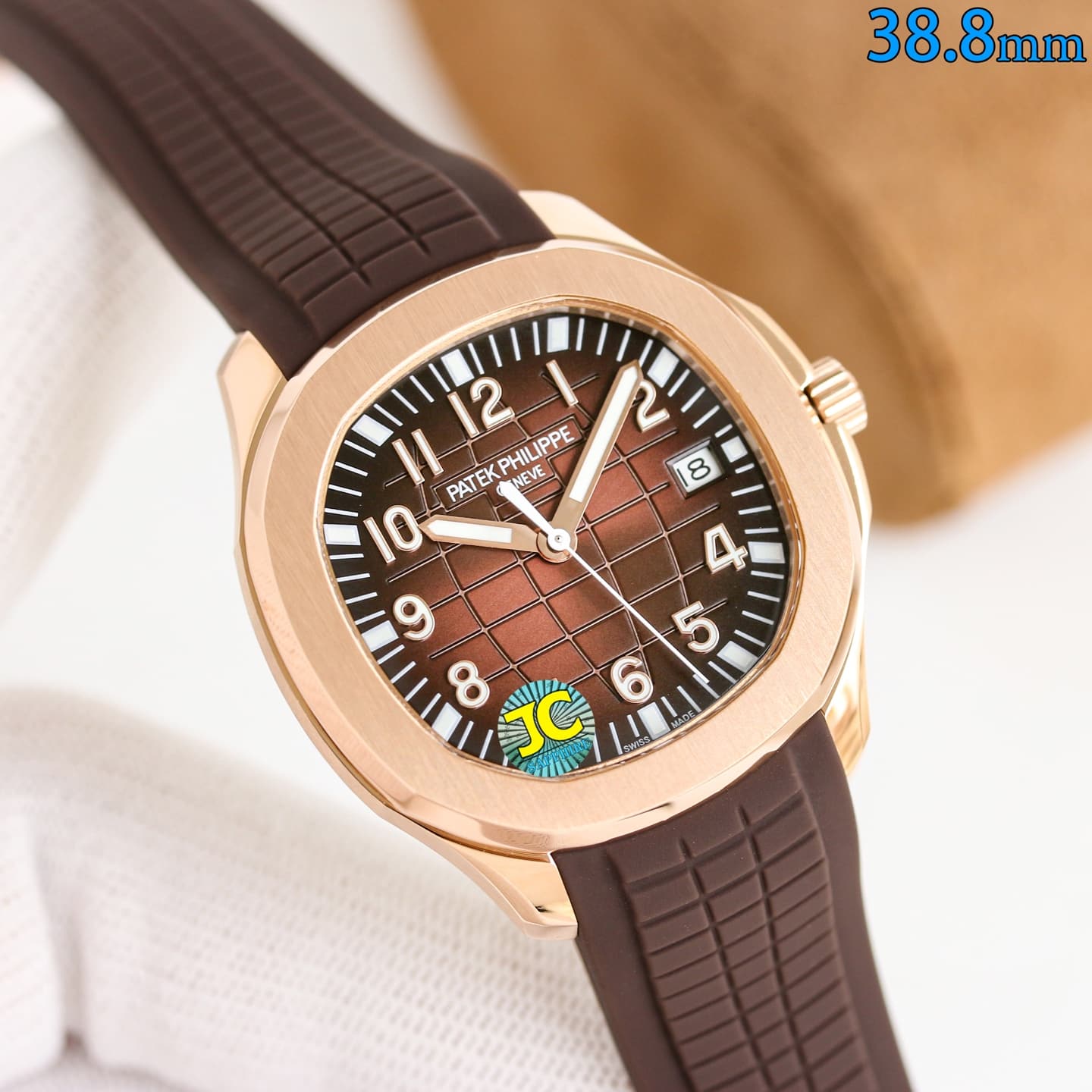 Unassigned GR Factory has launched a new 38.8mm "Hand Grenade" AQUANAUT series mechanical watch