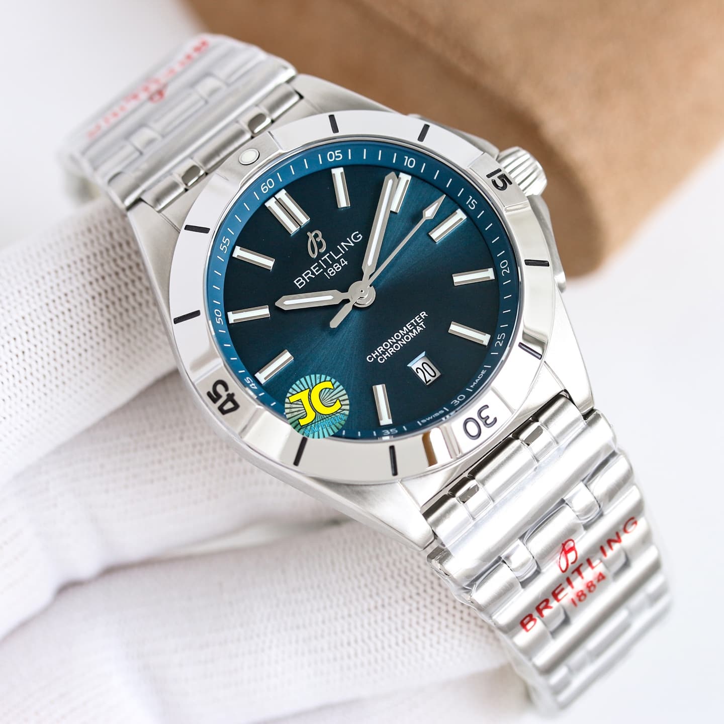 Breitling Breitling Toward a Legendary Future: Un futur légendaire—Breitling Mechanical