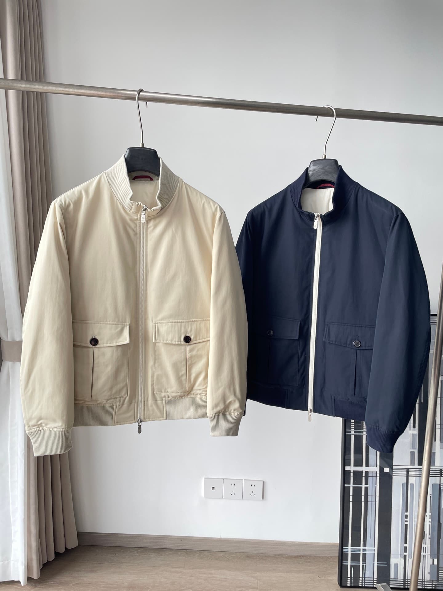 Unassigned BC26FW Winter Italian Stand-Up Collar Baseball Down Jacket: Infusing Italian understated gentlemanly style into the baseball jacket