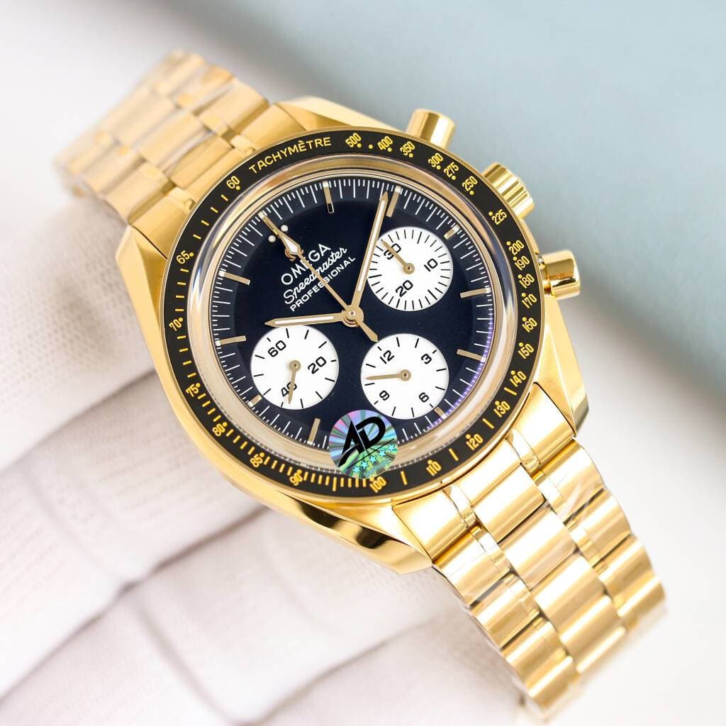 Omega Omega 2026 Speedmaster Reversed "Panda" Moonwatch: Between Black and White