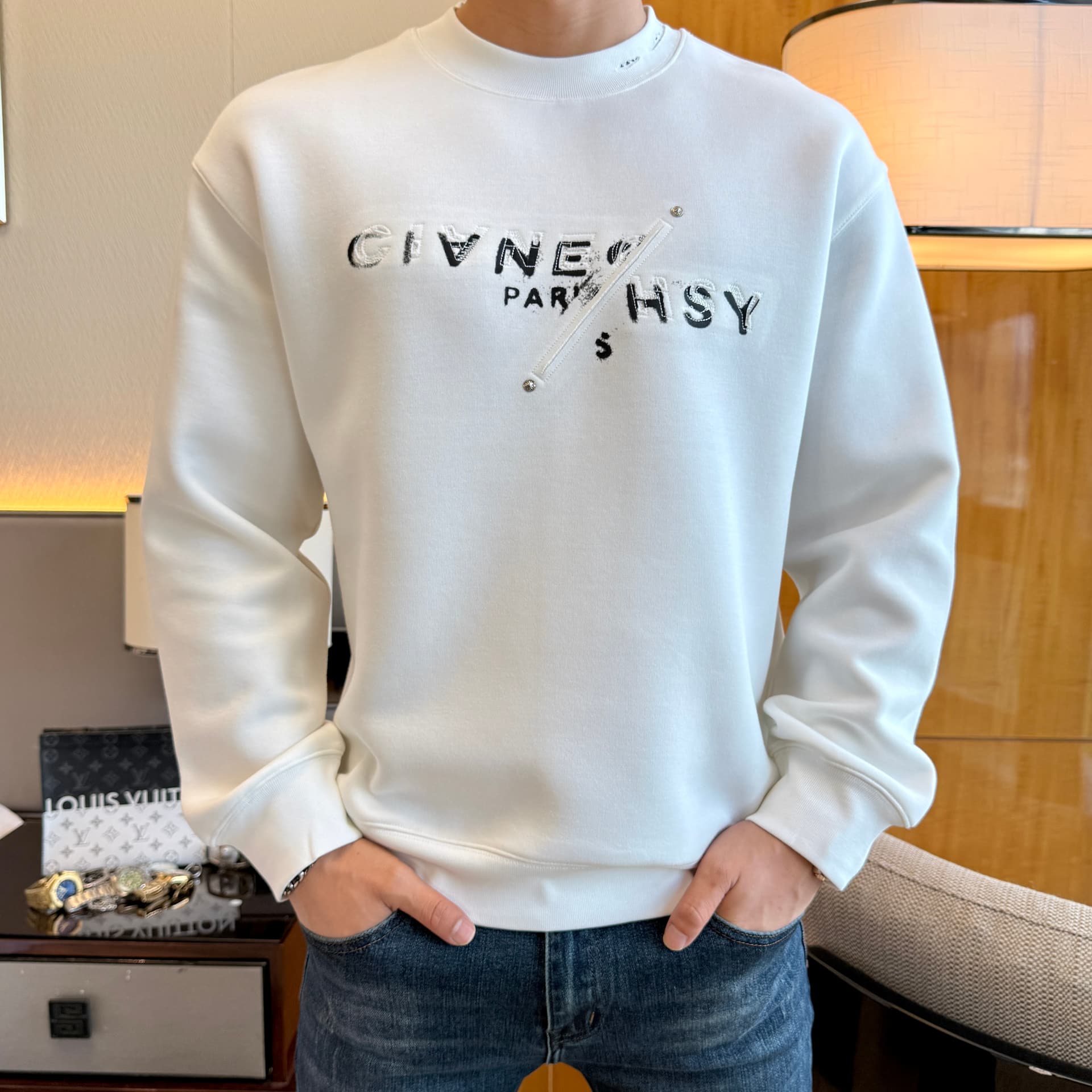 Givenchy Givenchy 's Fall/Winter 2026 Collection Is a Huge Hit
