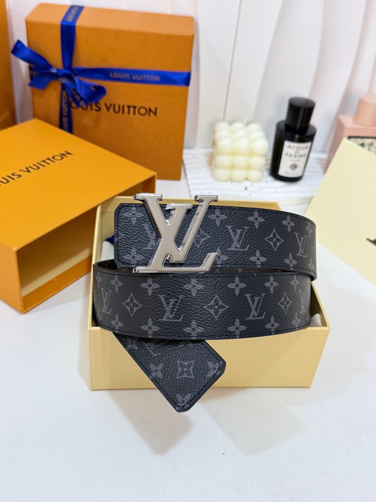 Louis Vuitton Louis Vuitton Double-Sided Small Black Floral Twill Shiny Gun Belt, 40mm Standard