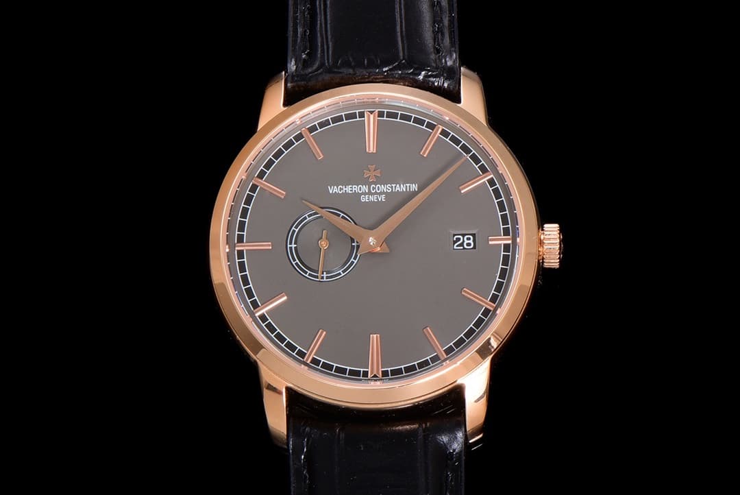 Vacheron Constantin Vacheron Constantin The Vacheron Constantin Traditionnelle Collection 87172, with its 38mm case diameter, exudes even greater refinement