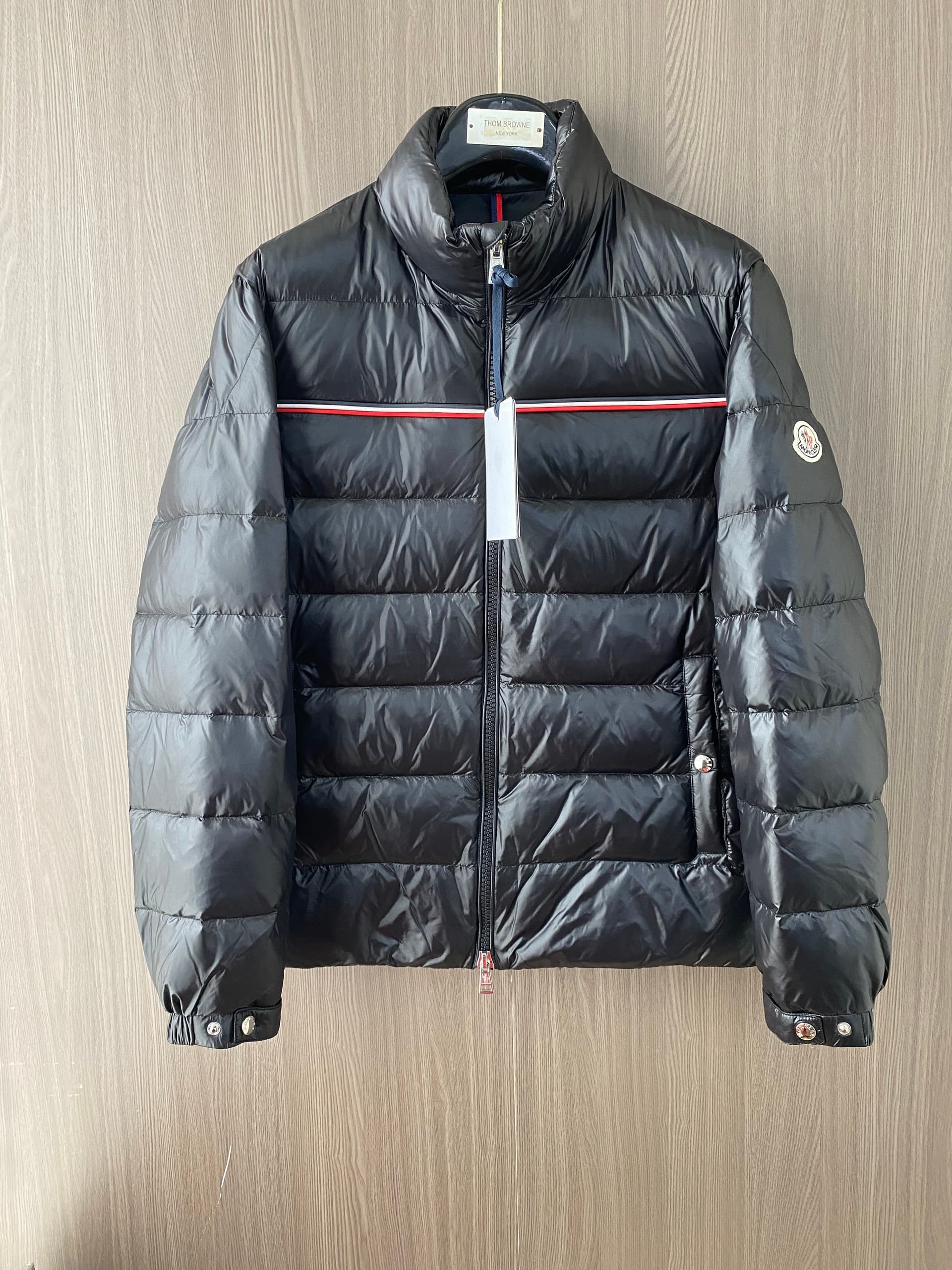 Moncler Moncler Hooded Down Jacket—Original Version 1:1 Custom-Made with Fully Imported Hardware. Original Custom Design—Feel free to compare with