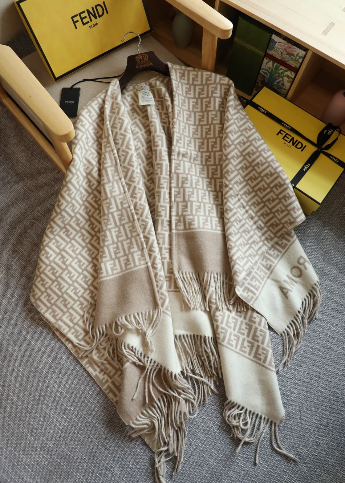 Unassigned ❤ Two-Tone Horse Cape—High-Density, Finely Woven, Original Design, Ultra-Luxurious, Soft to the Touch