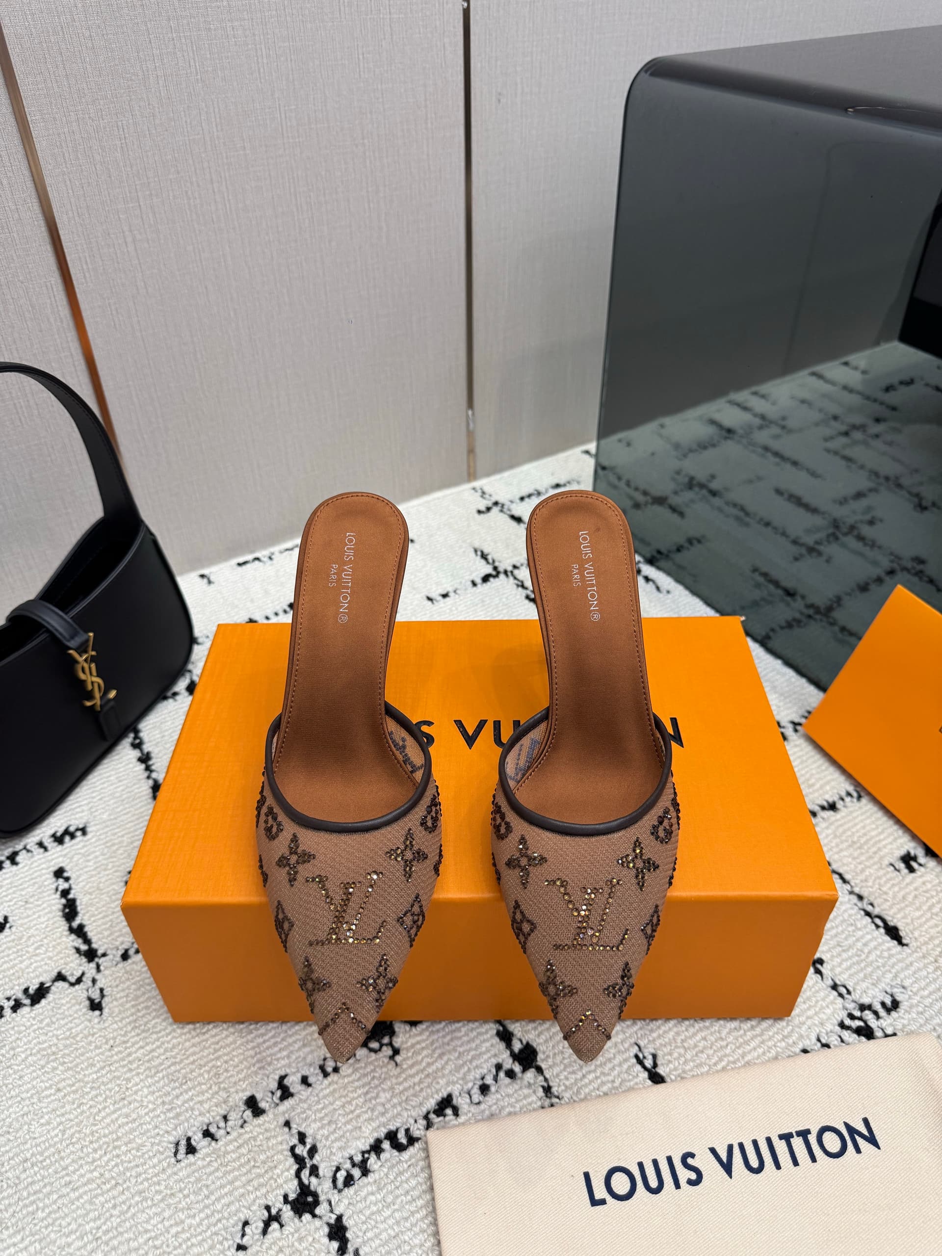 Louis Vuitton Louis Vuitton (10 cm) Premium Quality