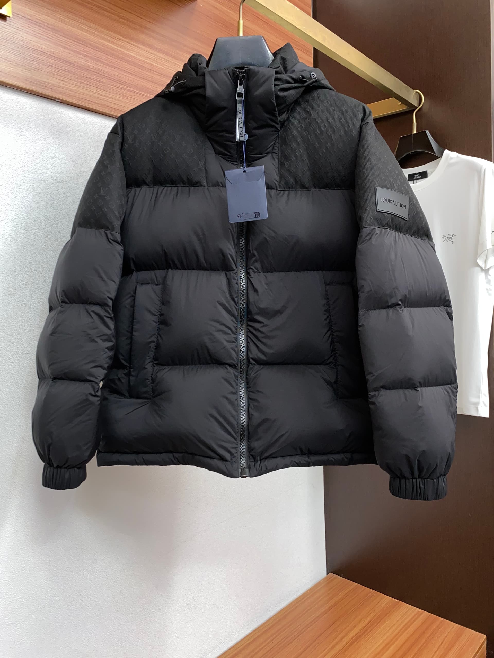 Louis Vuitton Louis Vuitton 1v 2026 🆕 Maya Down Jacket Original Version 1:1 Custom Hardware