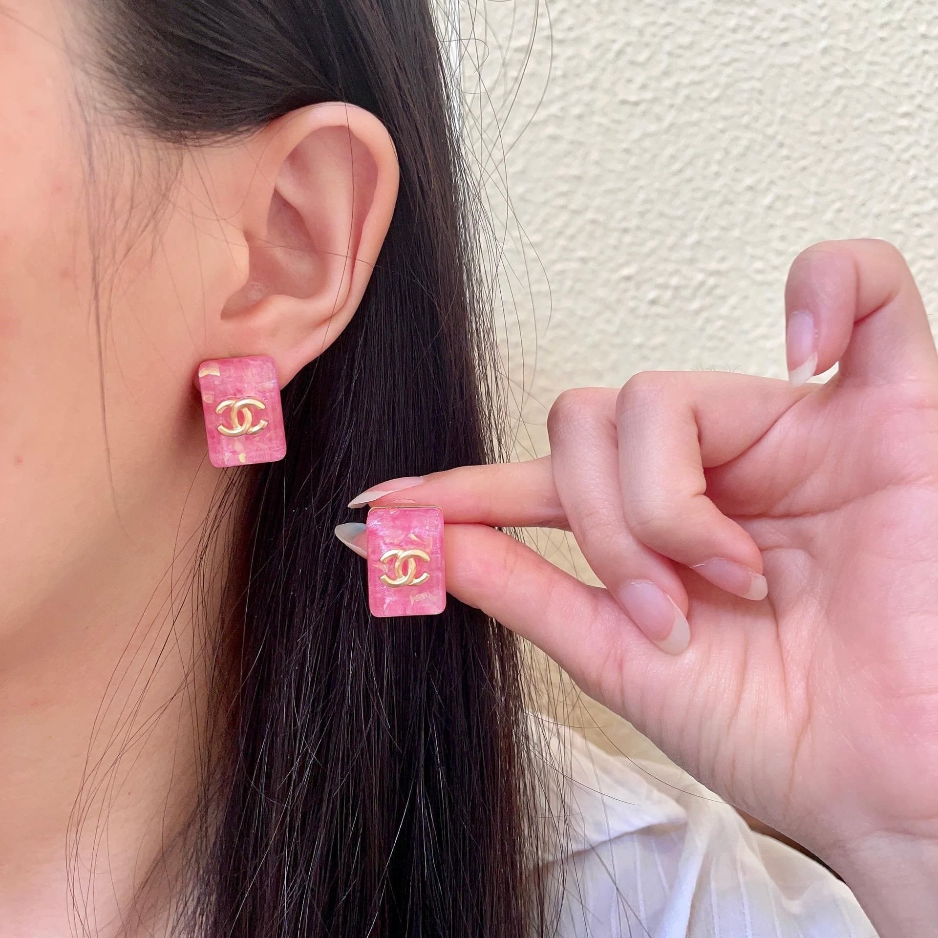 Chanel Chanel Pastel-Colored Double C Earrings_001