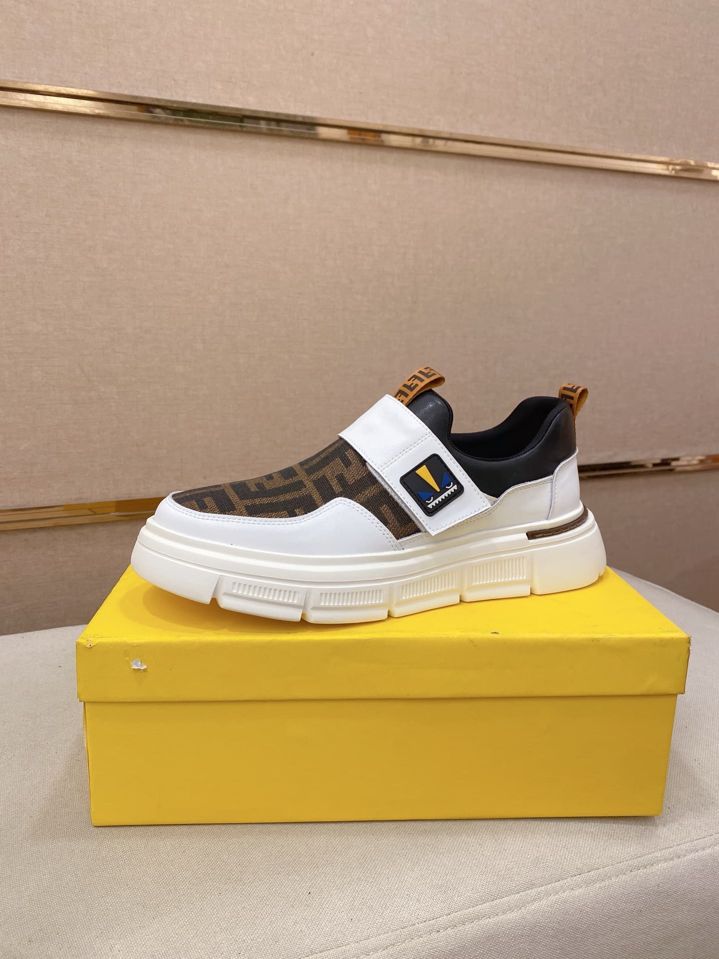 Fendi Fendi (Fendi) 👊🏻 Upper 🇮🇹 Imported cowhide 🇩�