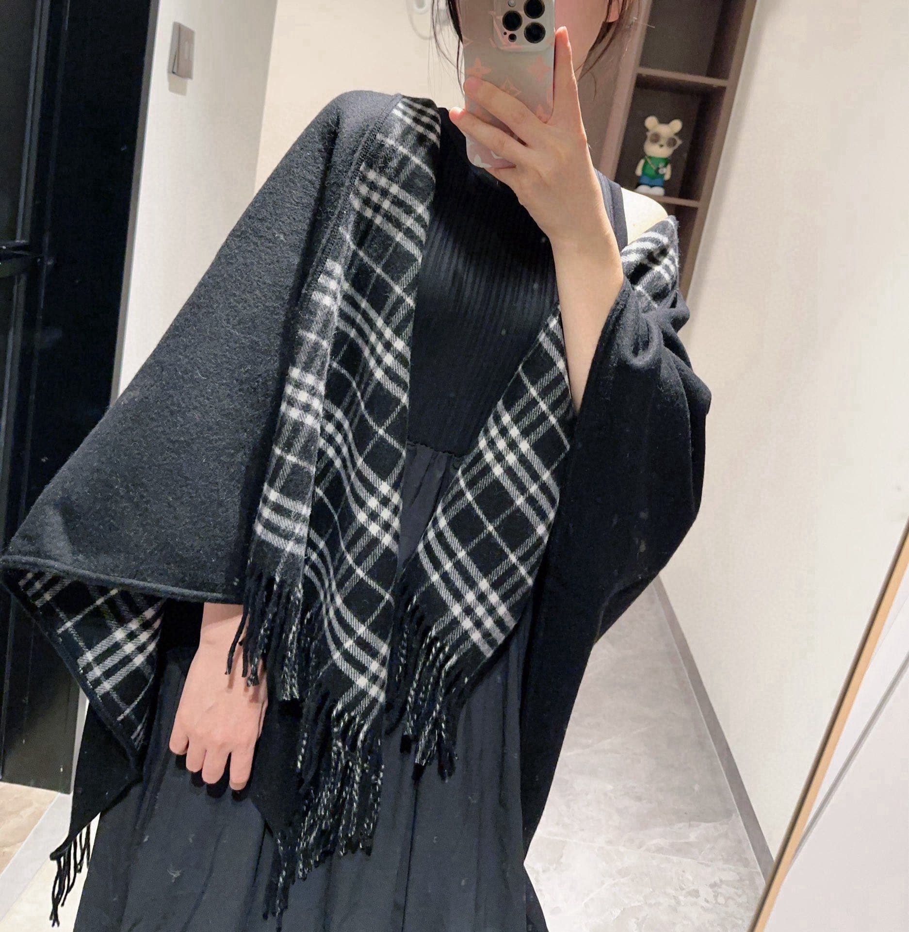 Burberry Burberry Classic British-Style Reversible Cape Shawl