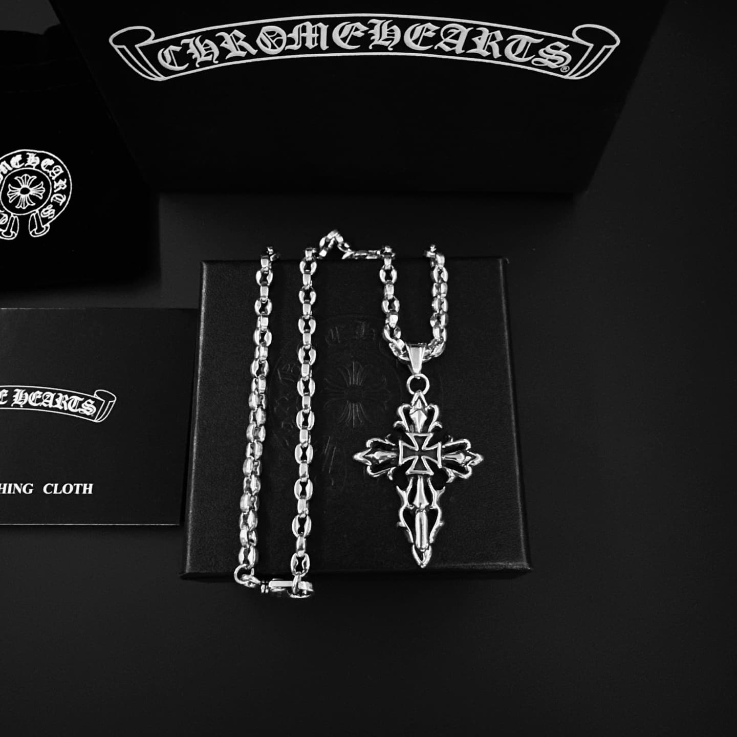 Chrome Hearts Chrome Hearts So ridiculously cool! Totally my style 👍 If it's not amazing, I won't post it ⚠ Factory Direct ⚠ Authentic 1:1 Replica