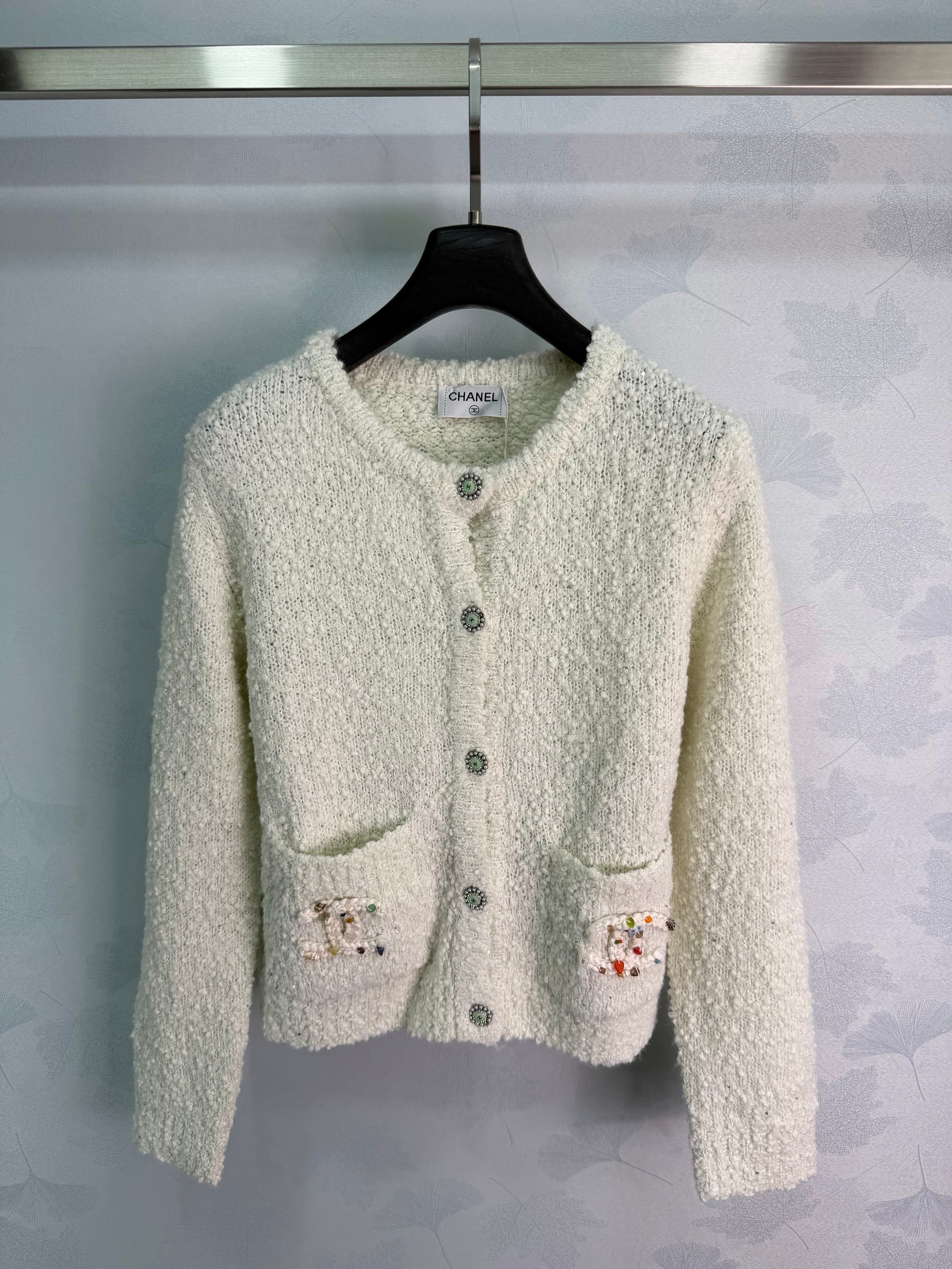 Unassigned 🆕Ch 26 Exquisite Beaded Knit Cardigan🤍Off-white, chunky-knit fabric with a textured feel