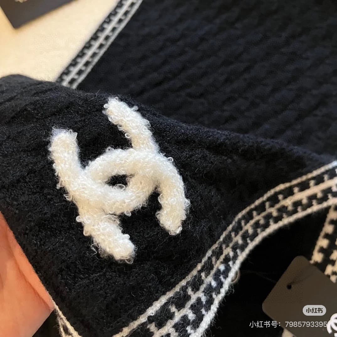 Chanel Chanel Wholesale: Chanel-style Lace-Knit Long Scarf 💖💖 Absolutely Gorgeous [tears] My go-to