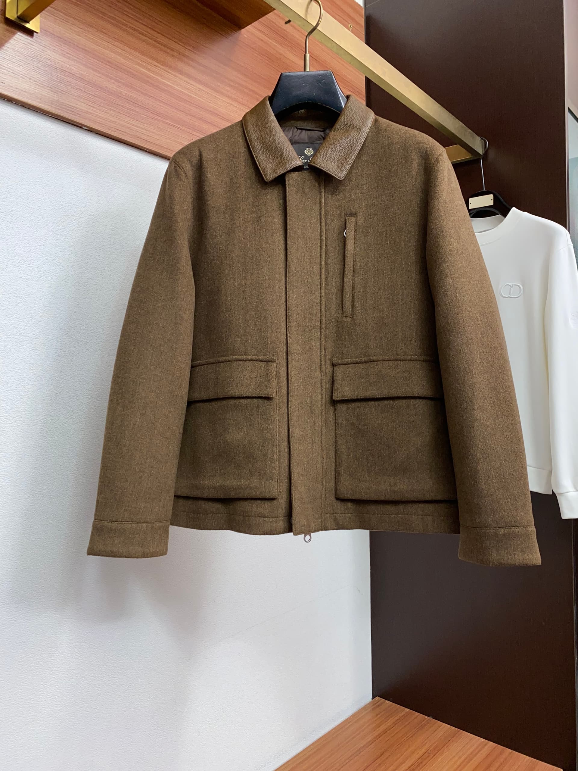 Loro Piana Loro Piana LP Nuoyoupianya Fall/Winter Men's Business-Style Fashion Down Jacket with Lapel, Custom Wool Fabric, Genuine Leather Collar