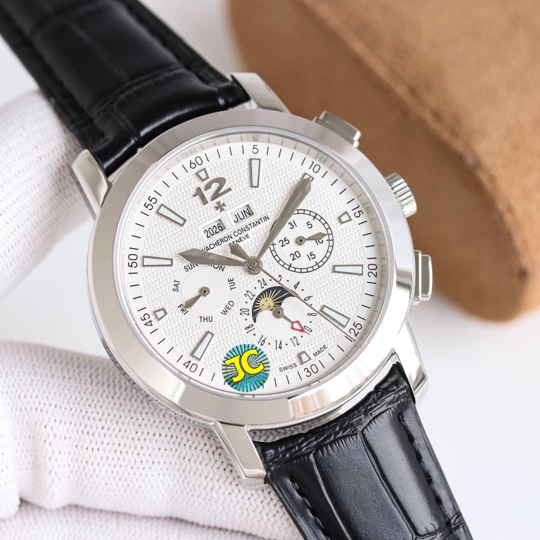 Patek Philippe Patek Philippe Complications Collection—Handcrafted—Engraved