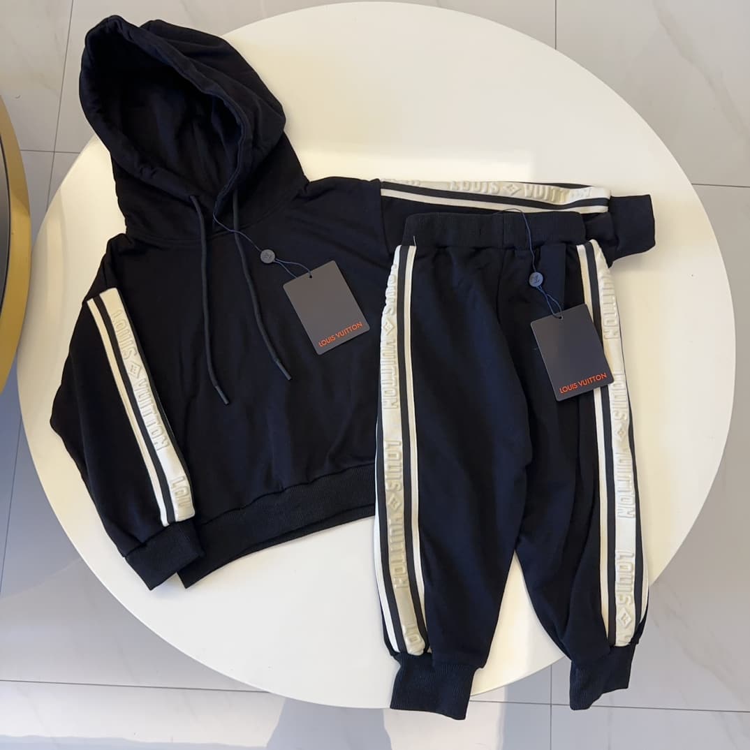 Louis Vuitton Louis Vuitton LV