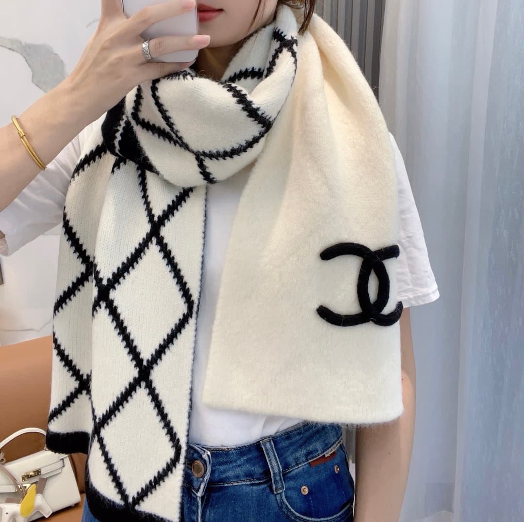 Chanel Chanel Batch ( ) 2024 Exclusive Ch