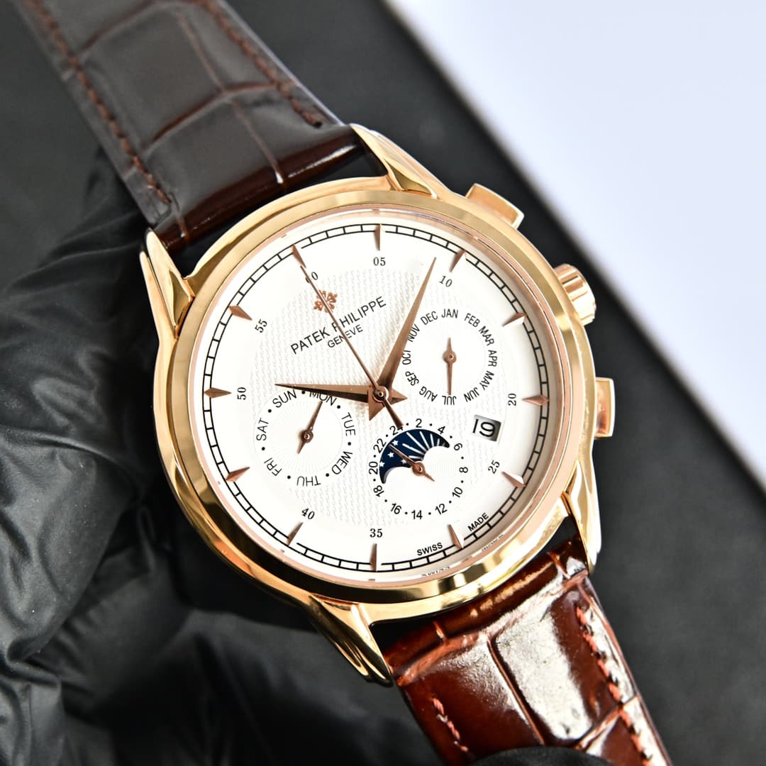 Patek Philippe Patek Philippe Complications Collection—Handcrafted—Engraved Watch