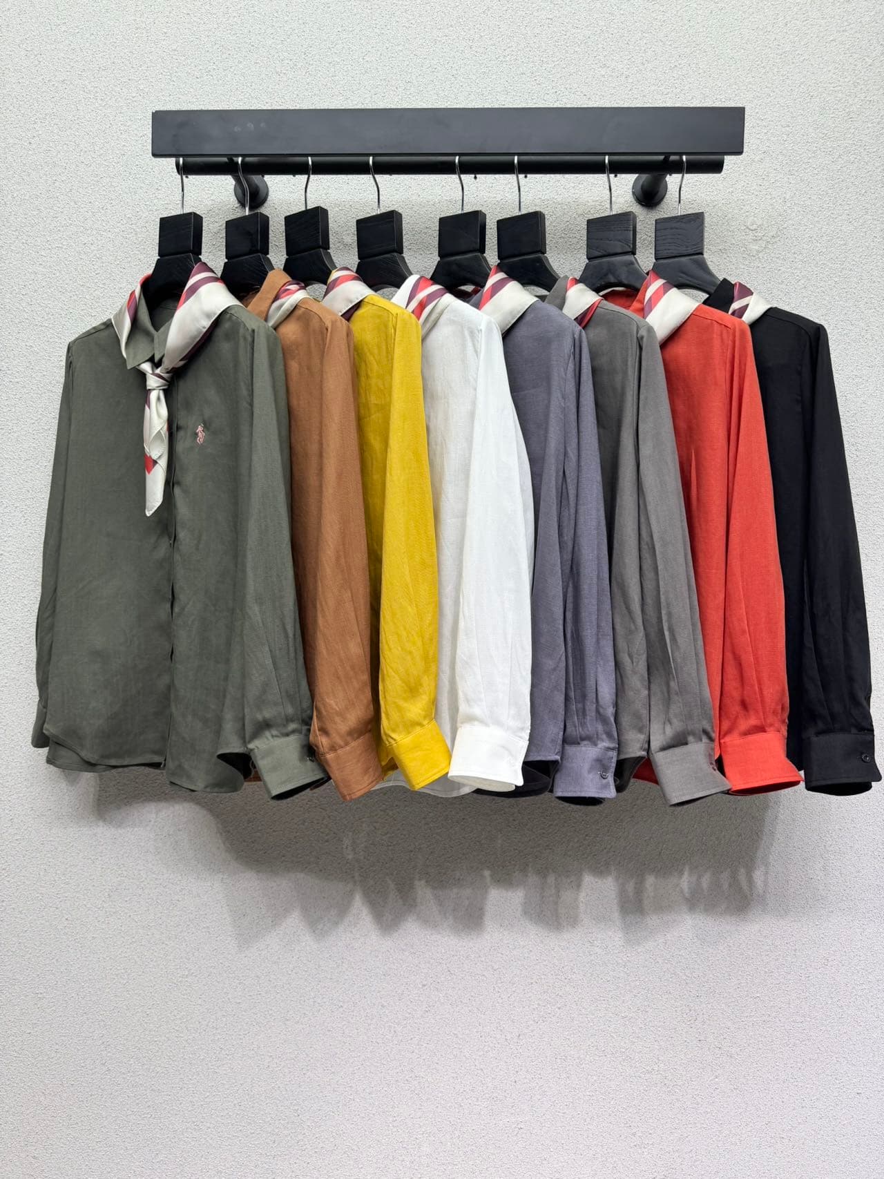Unassigned 🆕🆕 Polo Linen-Blend Shirt: Delicate, Soft, and Smooth Texture—A Classic, Youthful Piece—Design