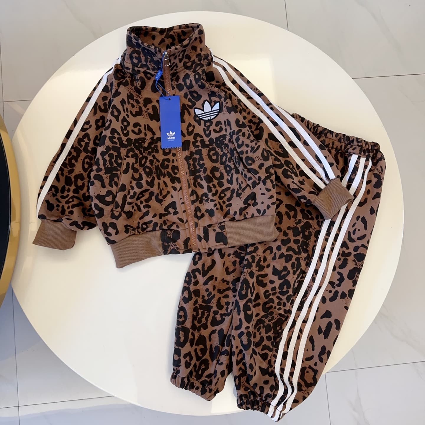 Adidas Adidas