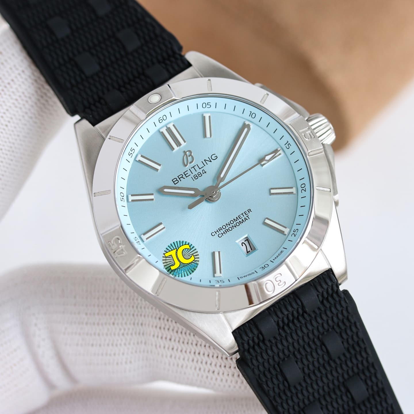 Breitling Breitling Toward a Legendary Future: Un futur légendaire—Breitling Mechanical