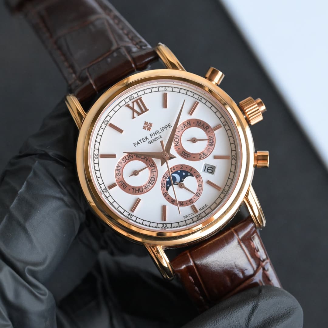 Patek Philippe Patek Philippe Complications Collection—Handcrafted—Engraved Watch