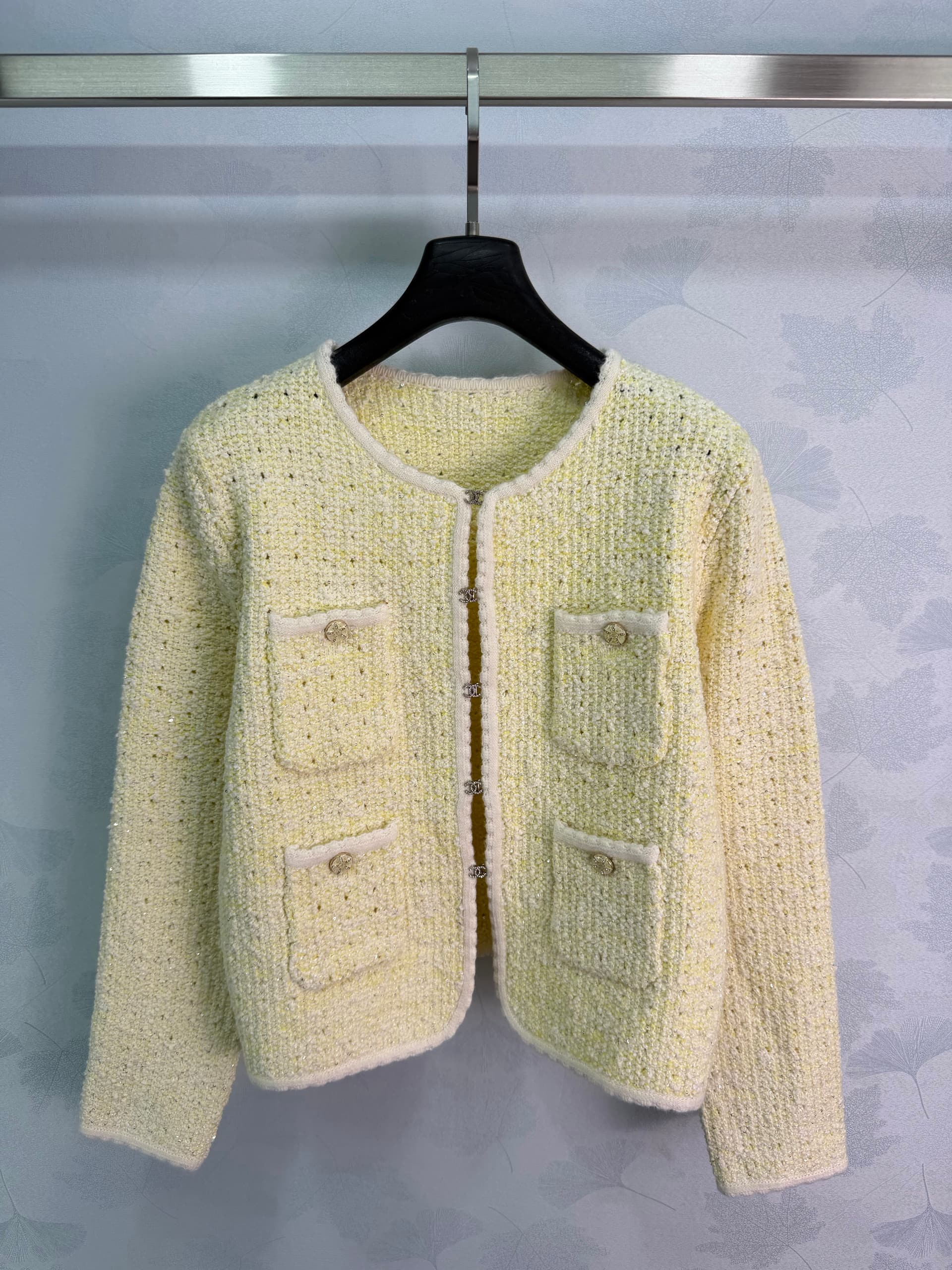 Unassigned 🆕Ch 26 Fresh Cream-Yellow Petite Knit Cardigan 💛 Cream-Yellow and White Mixed Yarn