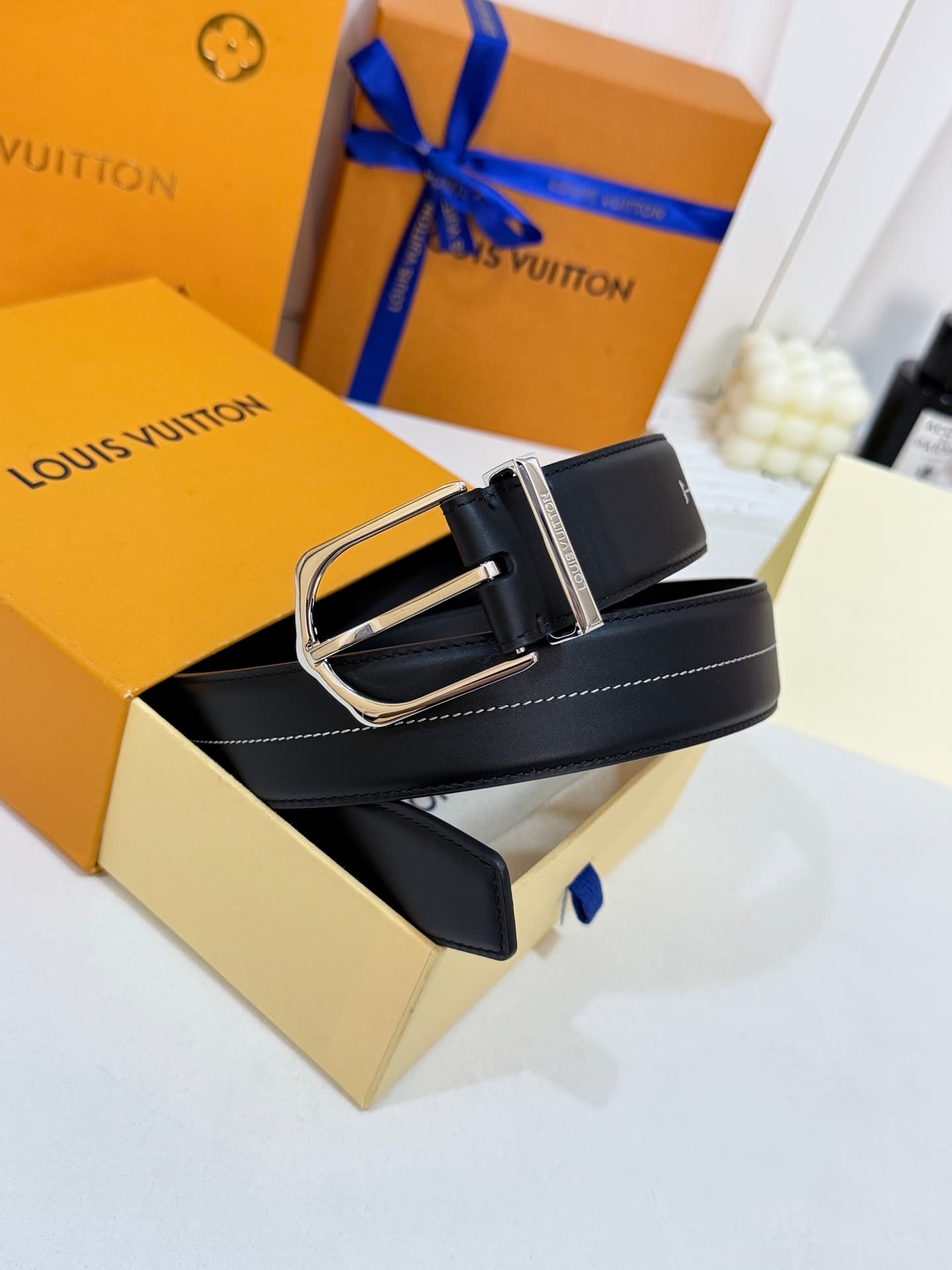 Louis Vuitton Louis Vuitton Business Belt with Pin Buckle, All-Leather, 35mm Classic Width, Zhen