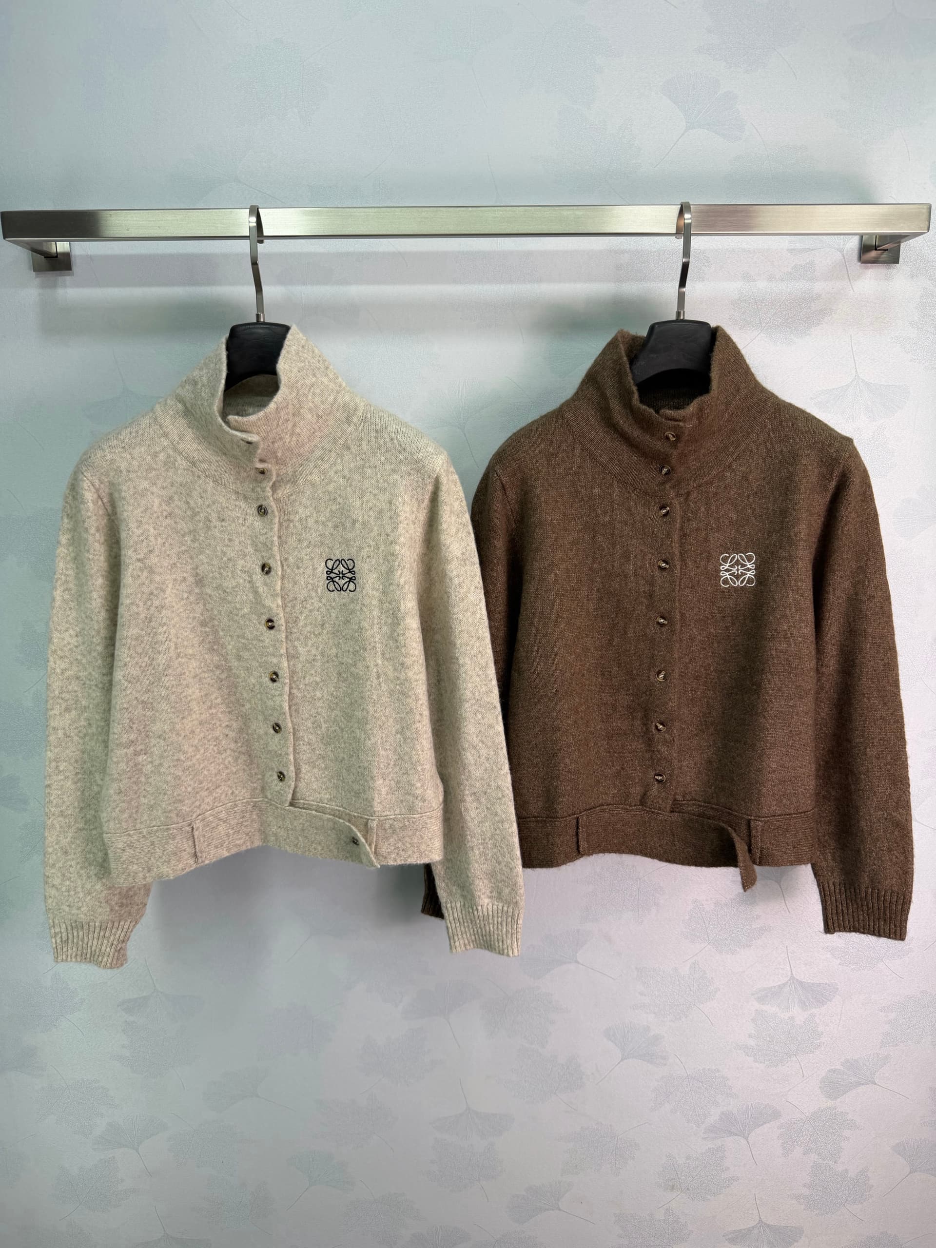 Unassigned 🆕Loe 26 Minimalist, Elegant High-Neck Knit Cardigan 🤎 Stand-up Collar with Single-Breasted Button Design